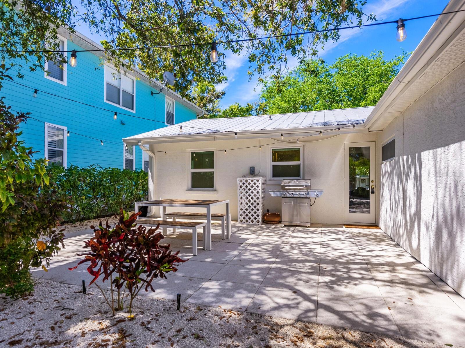 3629 ALMERIA AVE, SARASOTA, FL, 34239