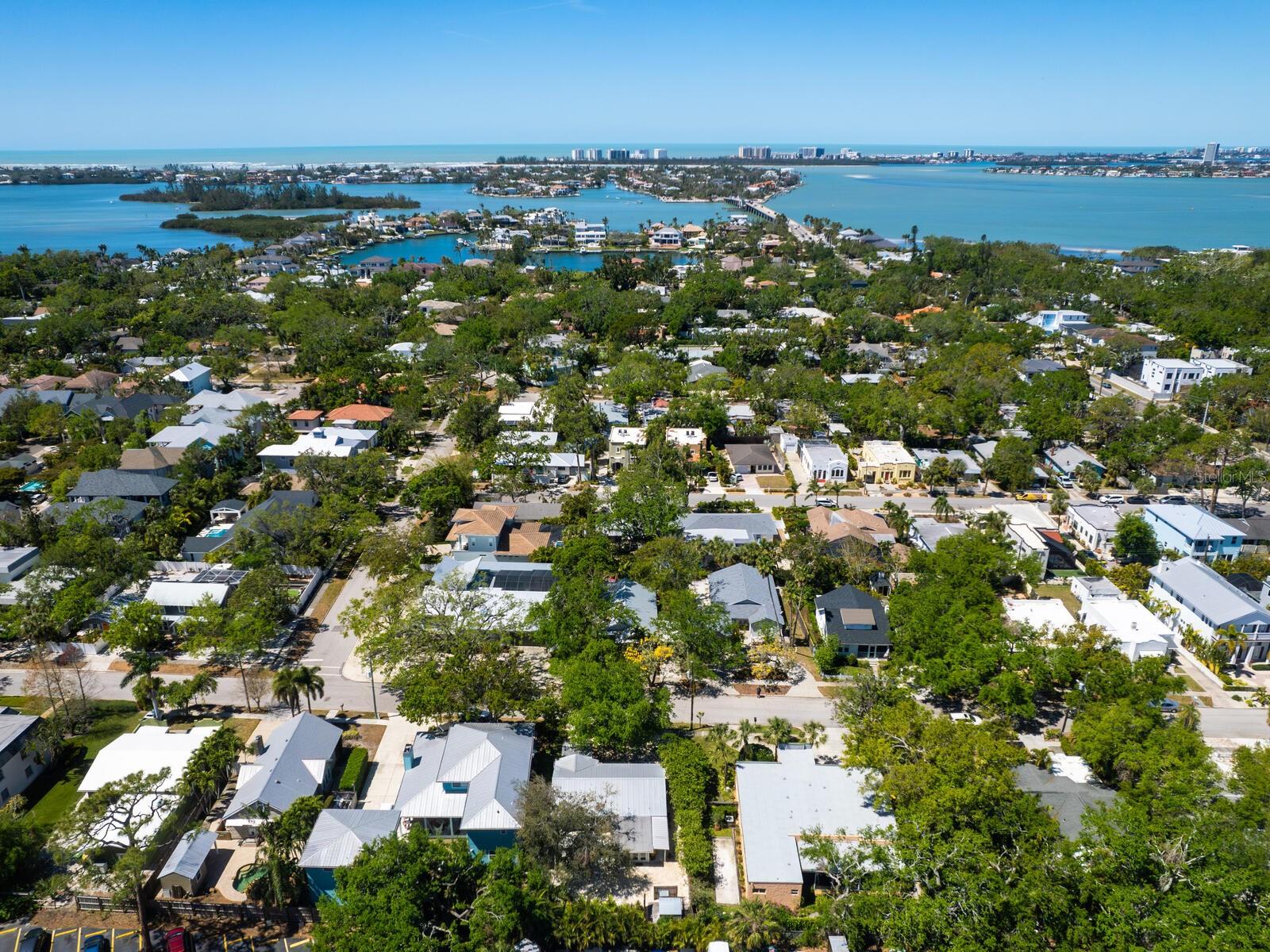 3629 ALMERIA AVE, SARASOTA, FL, 34239