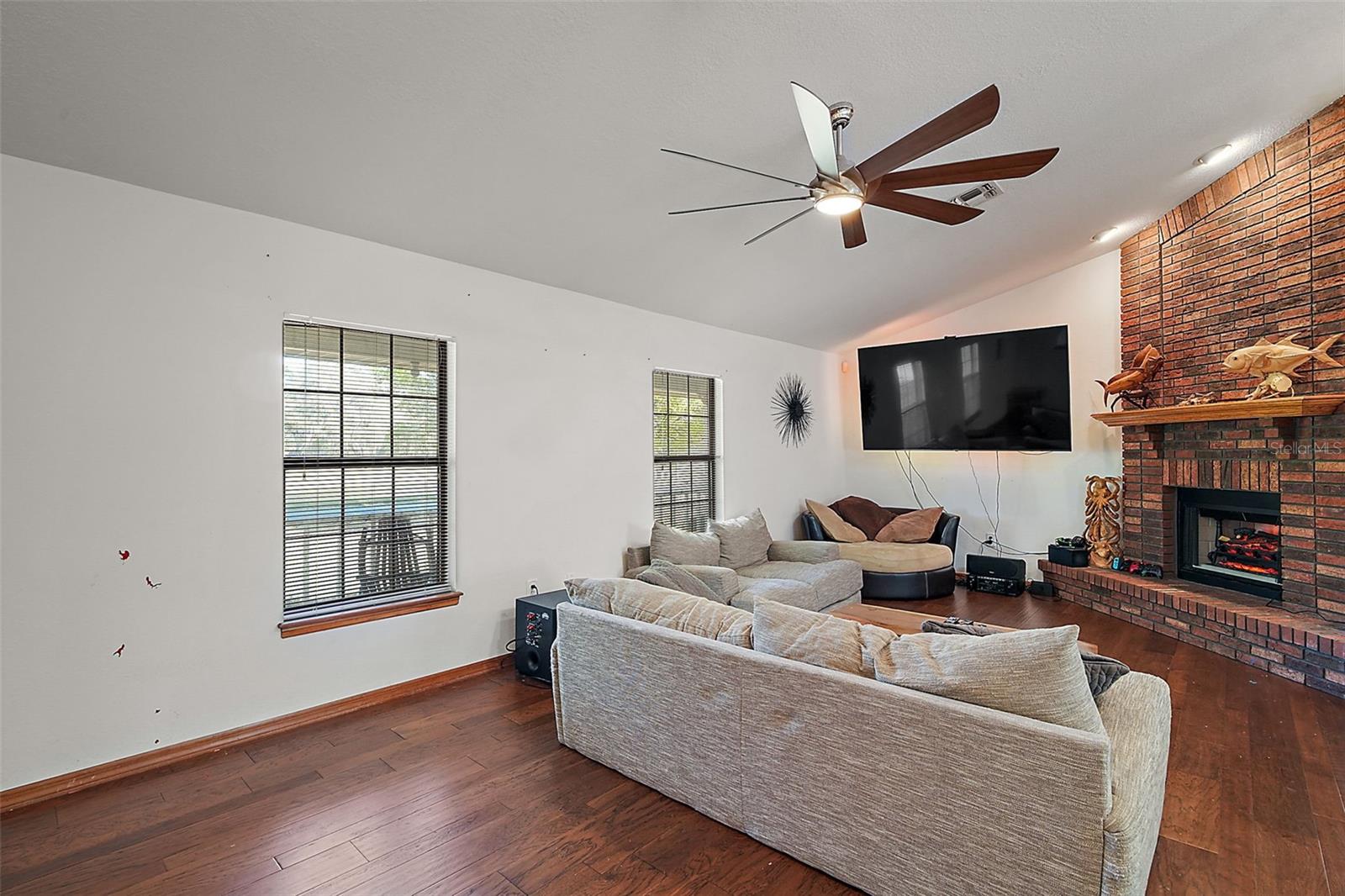 5926 NE 62ND COURT RD, SILVER SPRINGS, FL, 34488