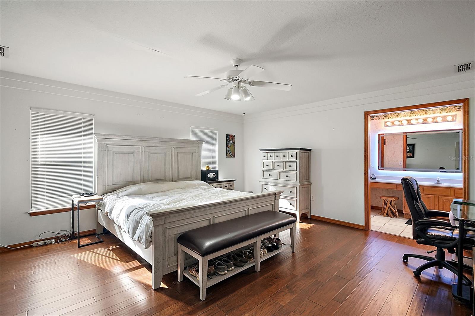 5926 NE 62ND COURT RD, SILVER SPRINGS, FL, 34488