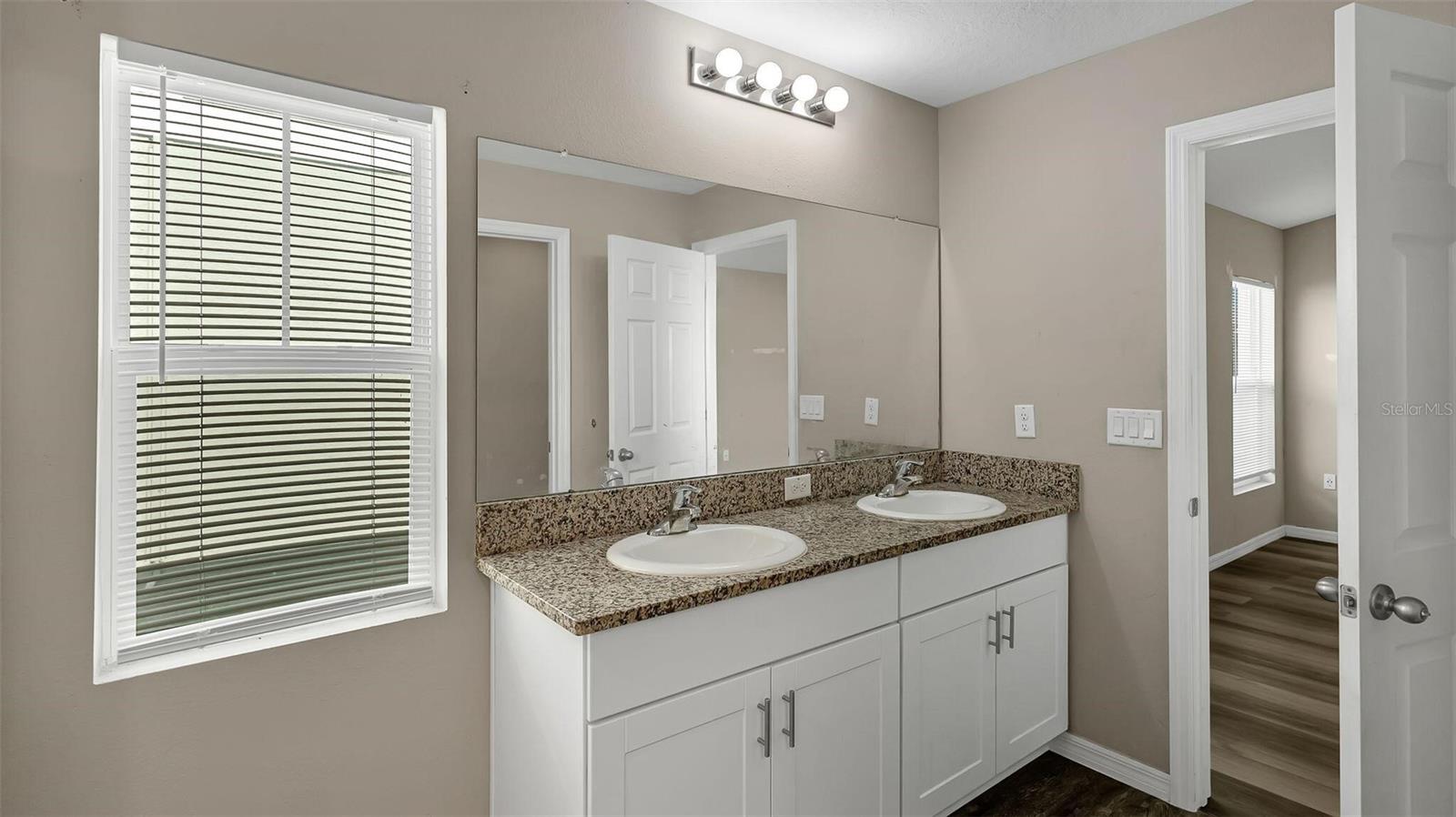 13016 BOGGY CREEK DR, RIVERVIEW, FL, 33579