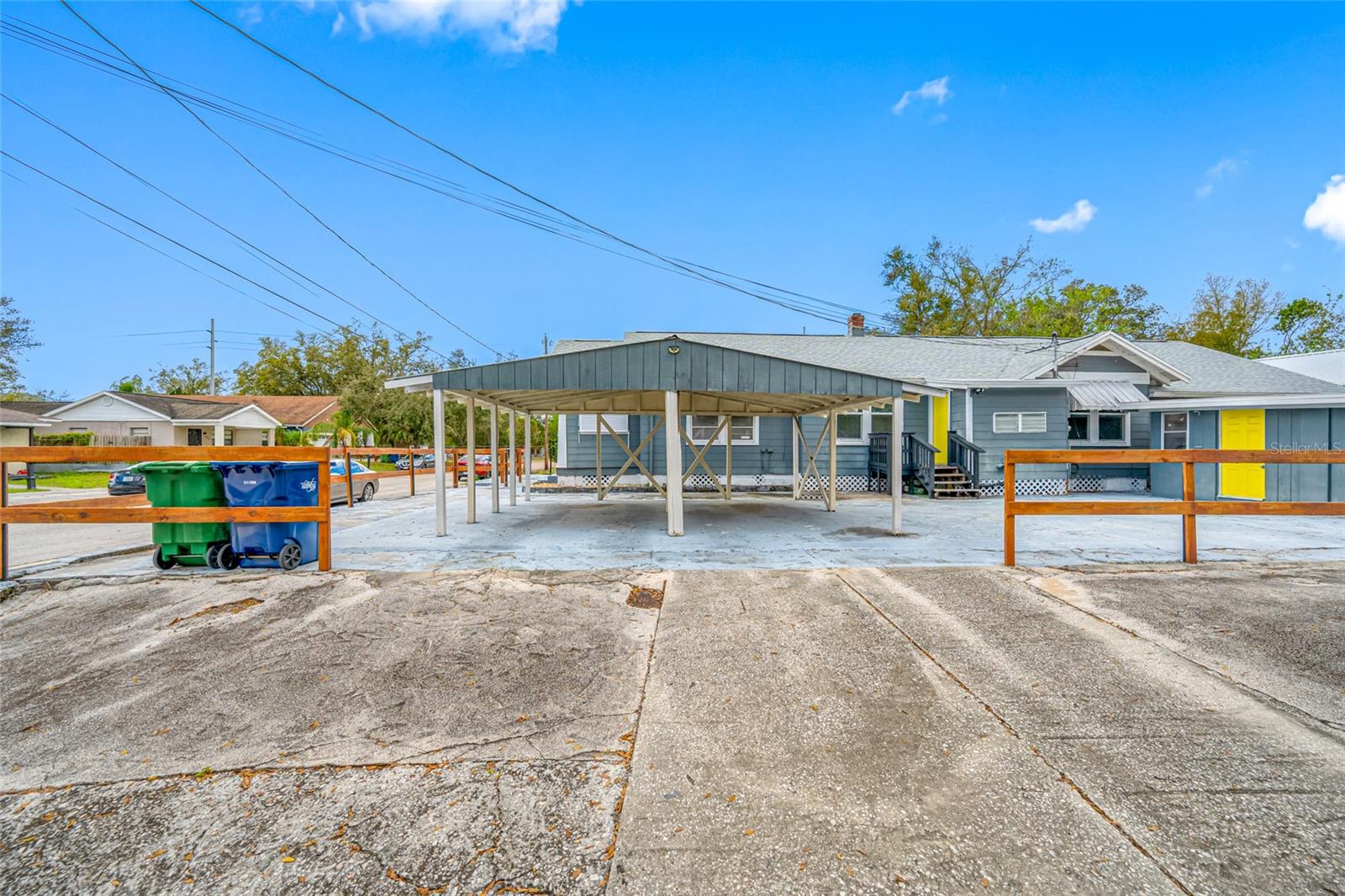 301 W WOODLAWN AVE, TAMPA, FL, 33603