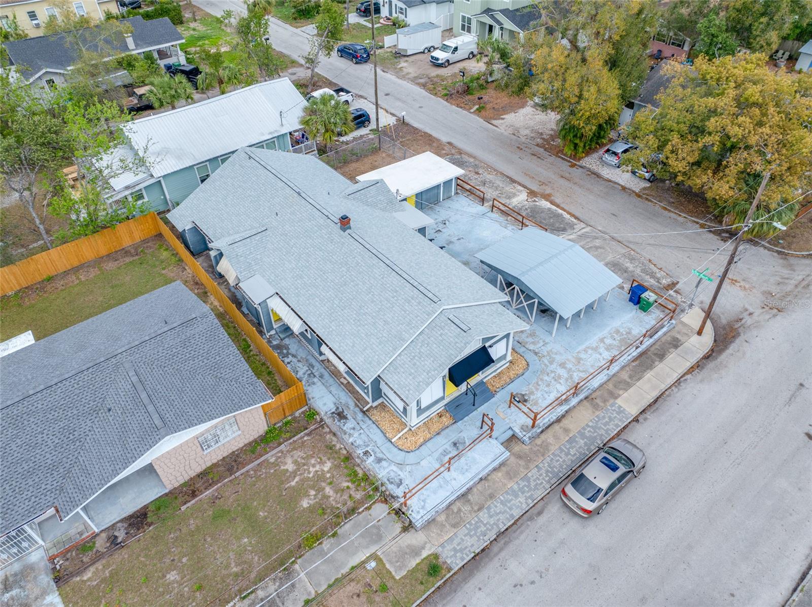 301 W WOODLAWN AVE, TAMPA, FL, 33603