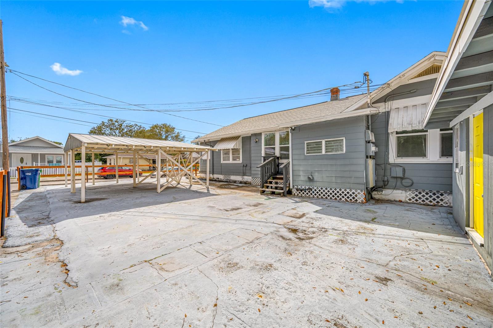301 W WOODLAWN AVE, TAMPA, FL, 33603