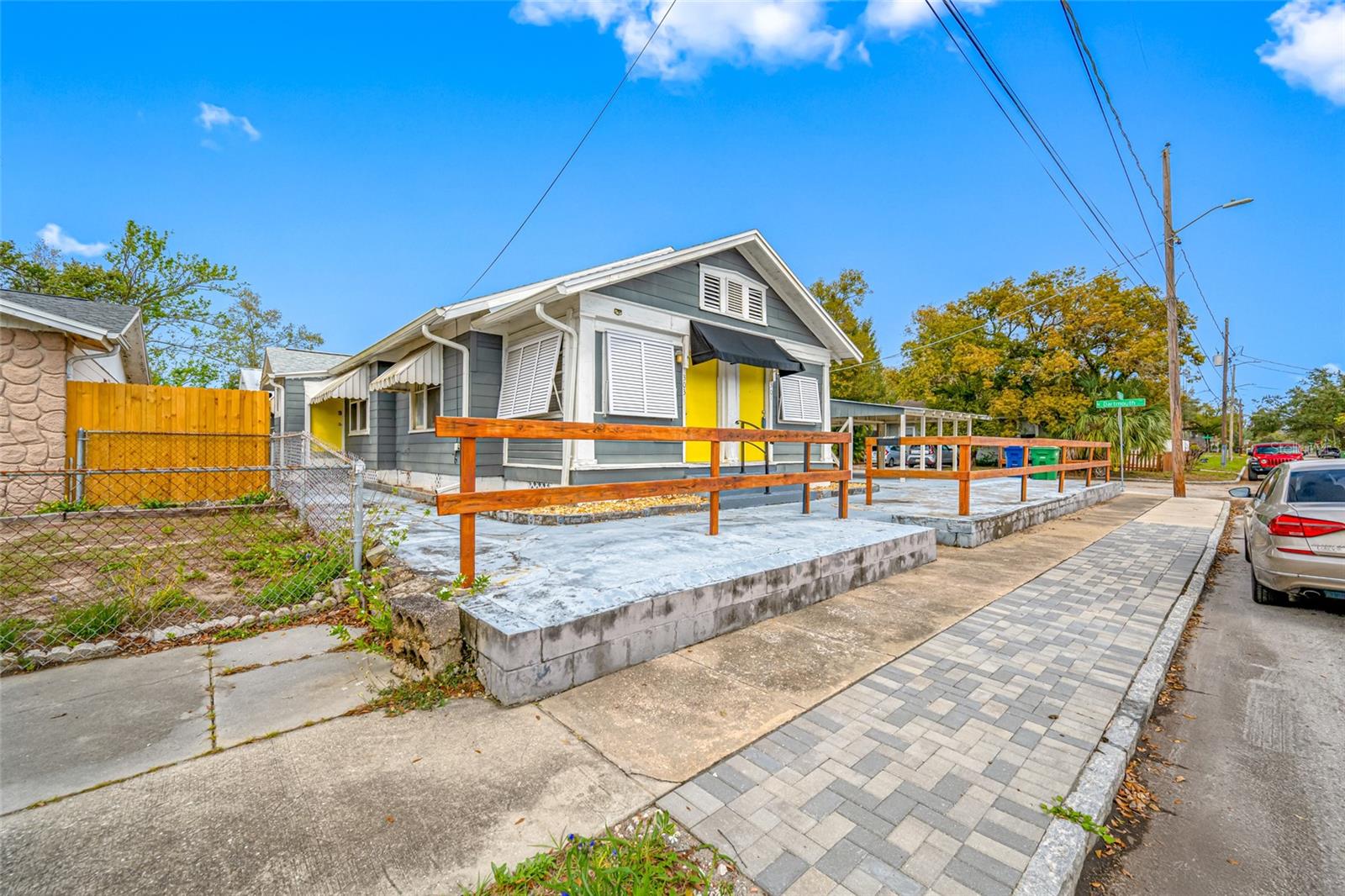 301 W WOODLAWN AVE, TAMPA, FL, 33603