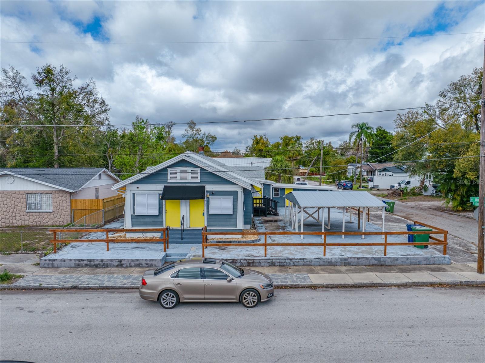 301 W WOODLAWN AVE, TAMPA, FL, 33603