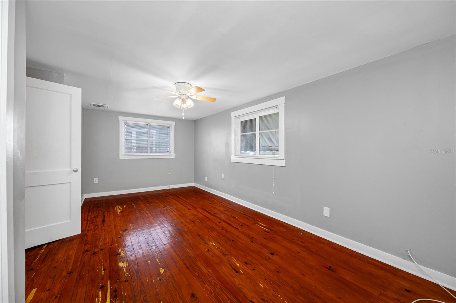 301 W WOODLAWN AVE, TAMPA, FL, 33603