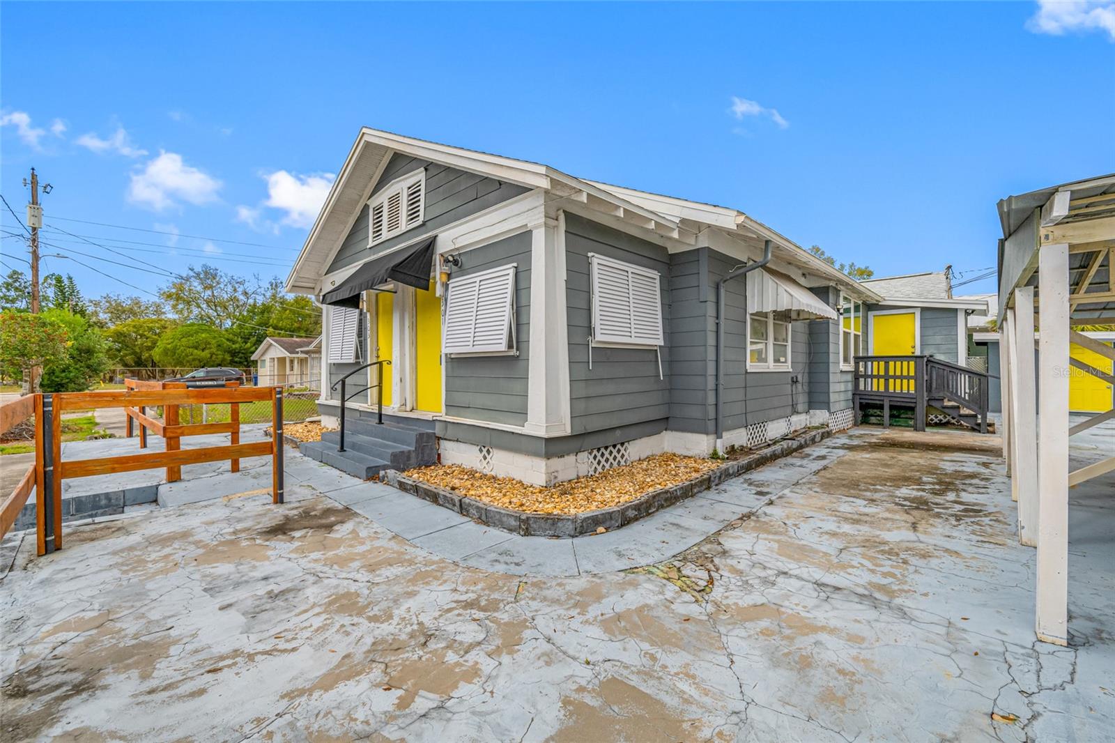 301 W WOODLAWN AVE, TAMPA, FL, 33603