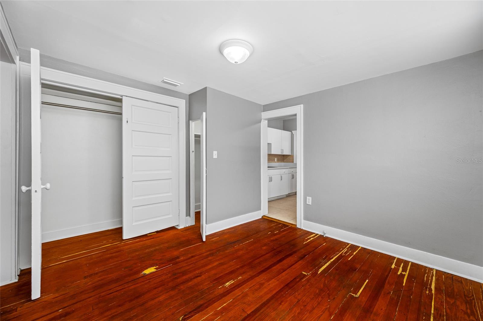 301 W WOODLAWN AVE, TAMPA, FL, 33603