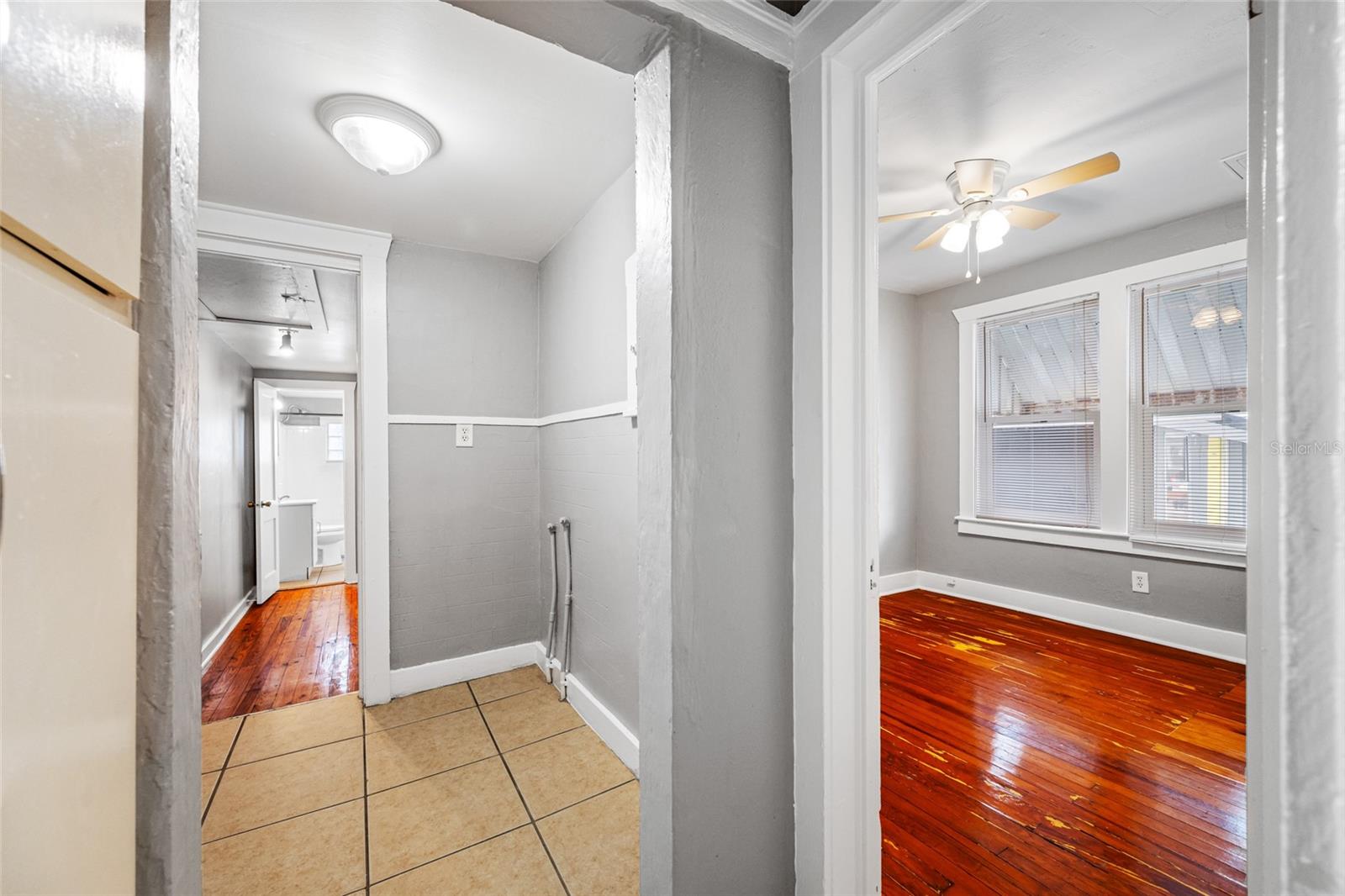 301 W WOODLAWN AVE, TAMPA, FL, 33603