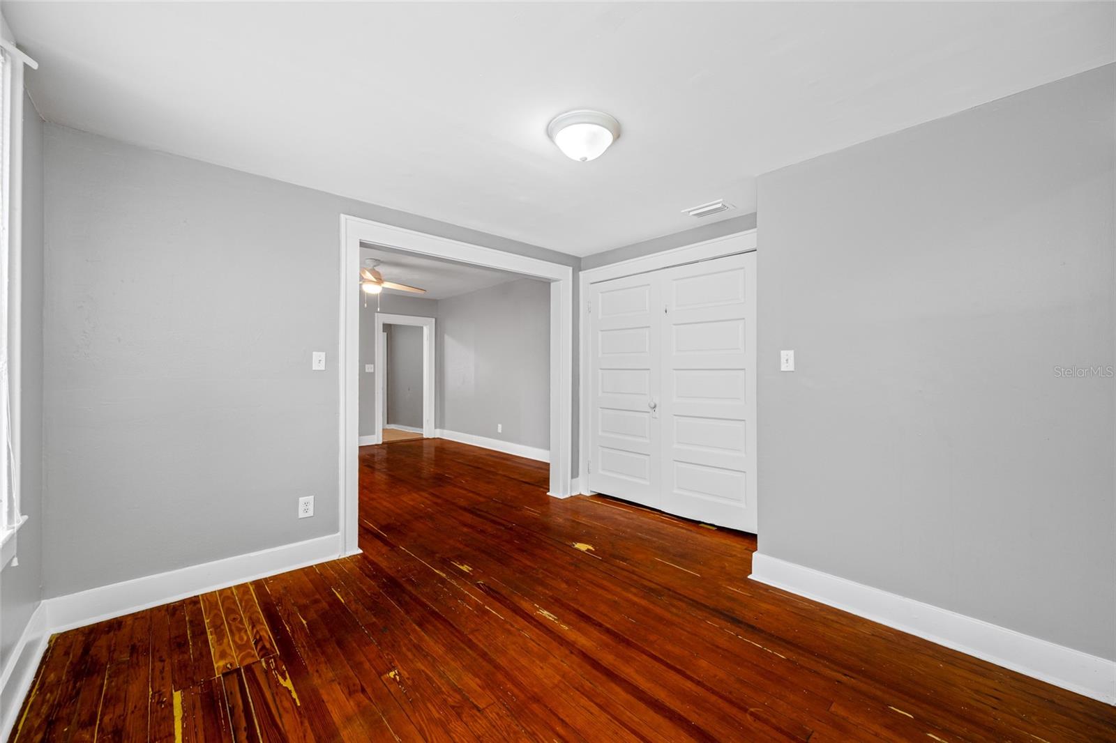 301 W WOODLAWN AVE, TAMPA, FL, 33603