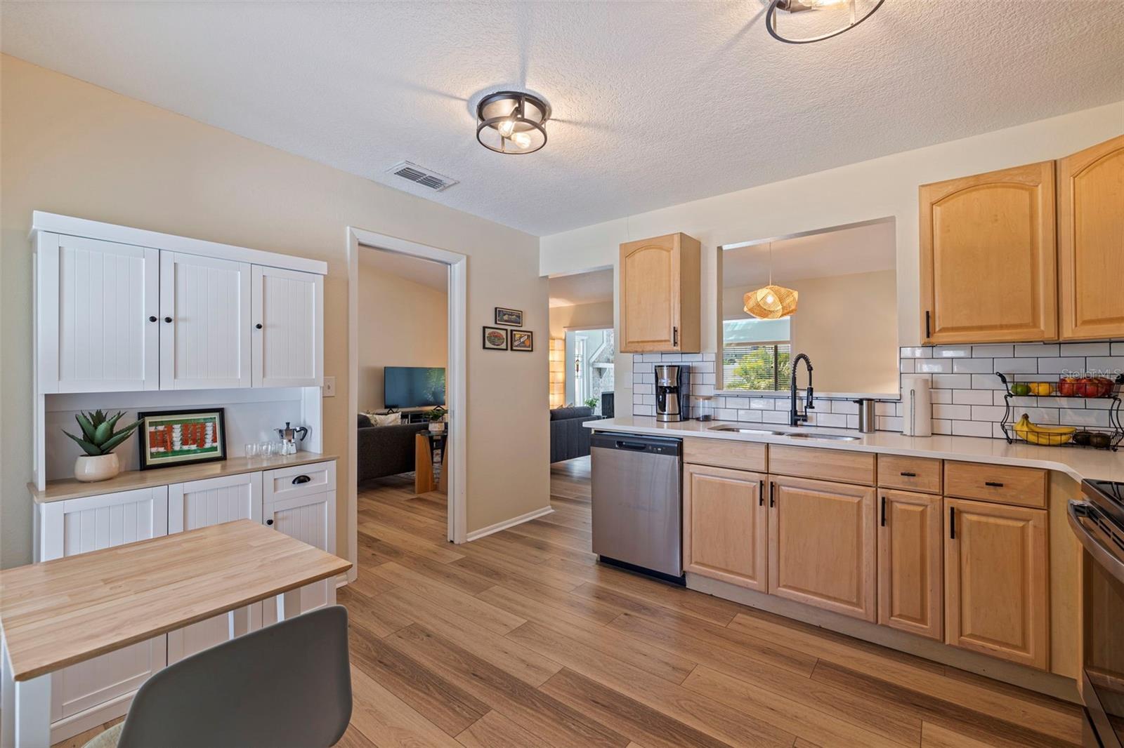 10042 85TH ST, SEMINOLE, FL, 33777