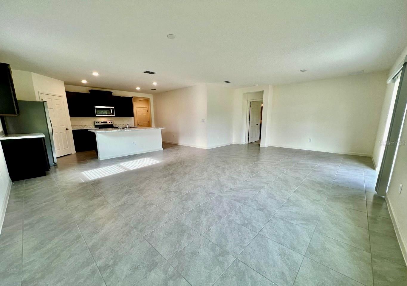 3400 BURROWING OWL DR, MIMS, FL, 32754