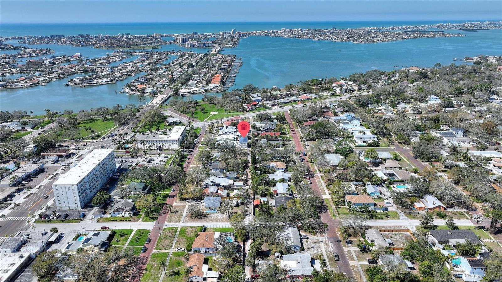 7401 & 1/2 1ST AVE N #UPR-B, ST PETERSBURG, FL, 33710
