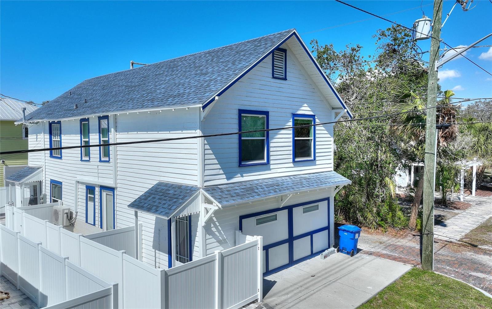 7401 & 1/2 1ST AVE N #UPR-B, ST PETERSBURG, FL, 33710