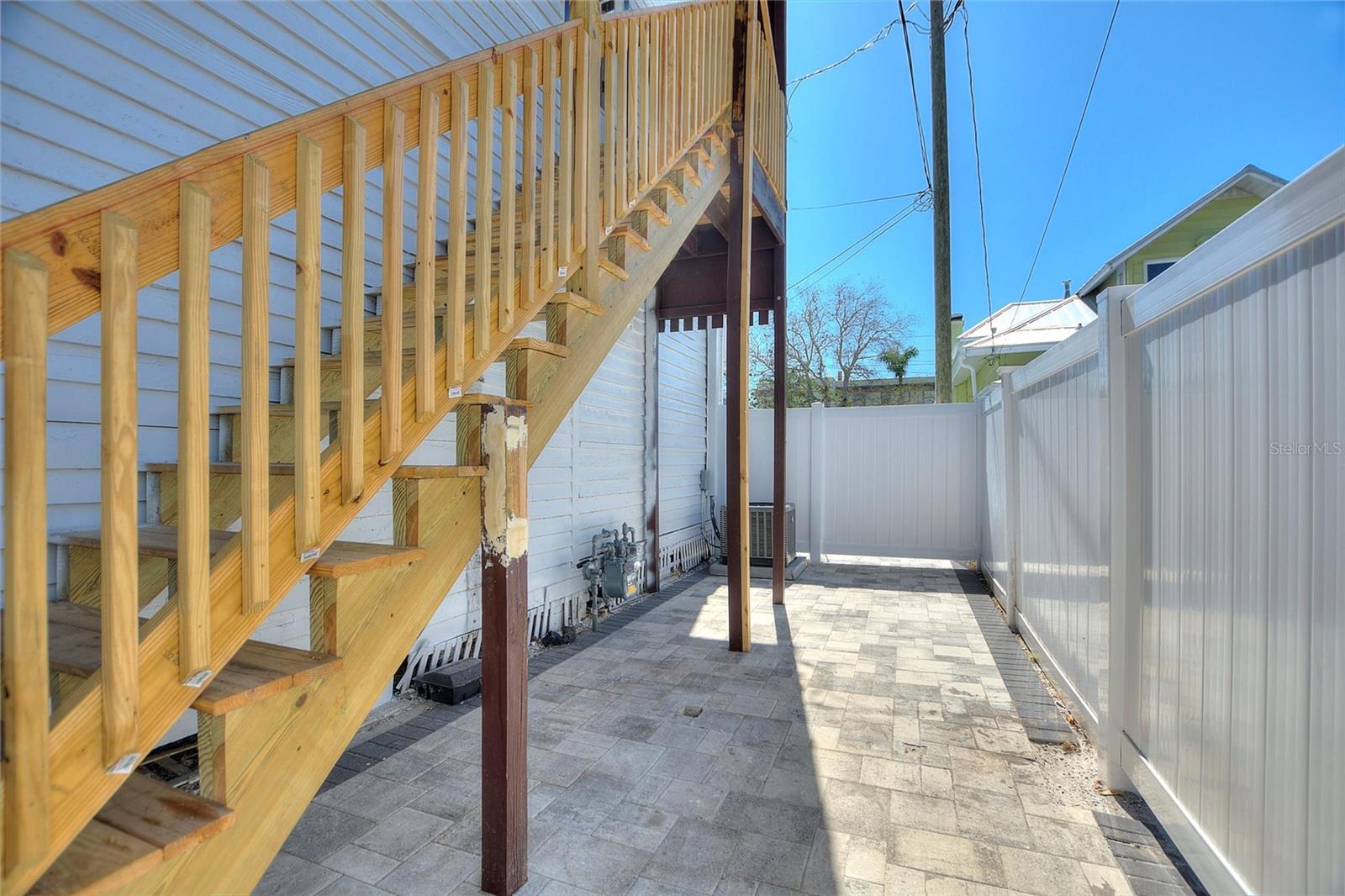 7401 & 1/2 1ST AVE N #UPR-B, ST PETERSBURG, FL, 33710