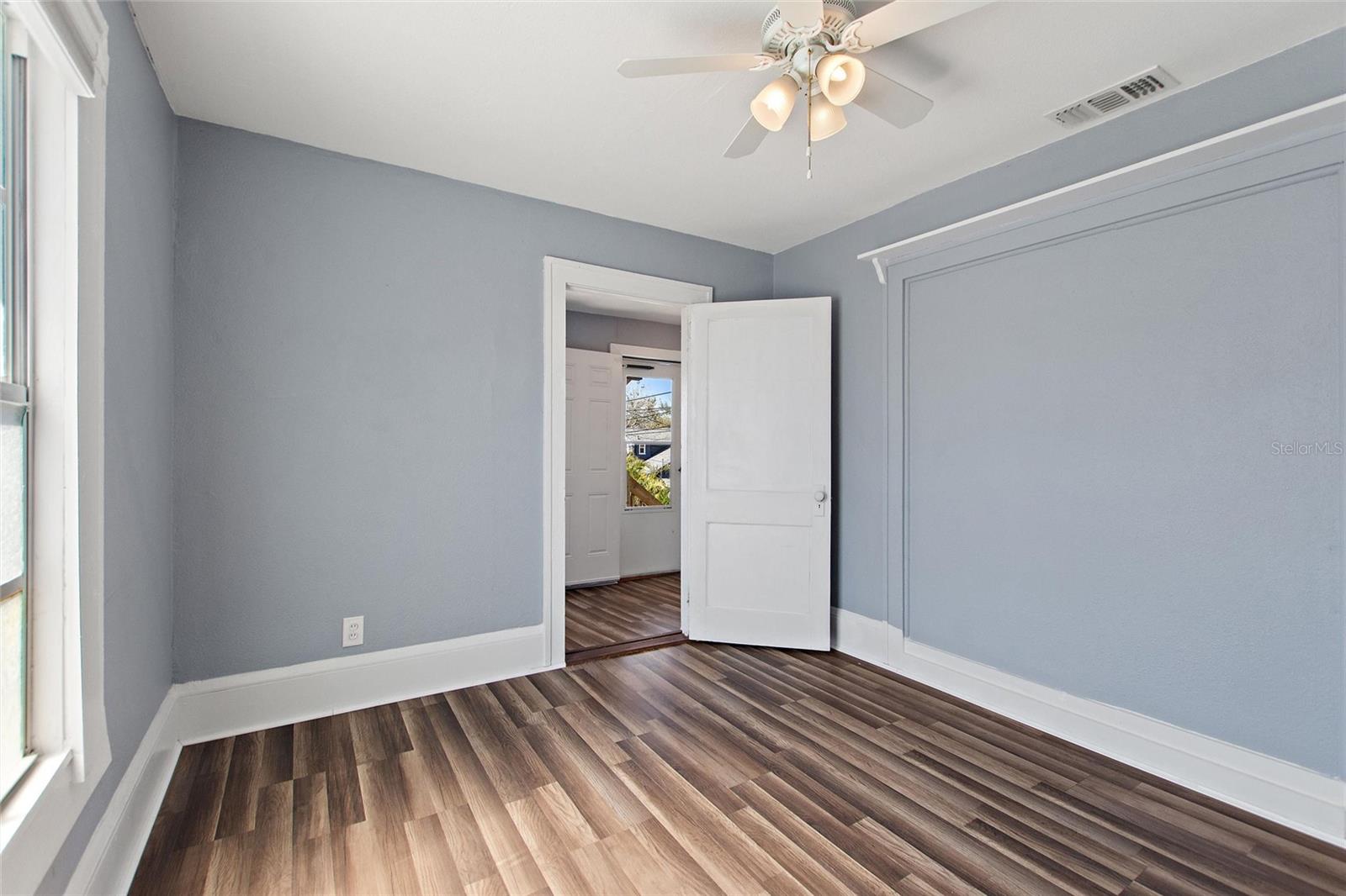 7401 & 1/2 1ST AVE N #UPR-B, ST PETERSBURG, FL, 33710
