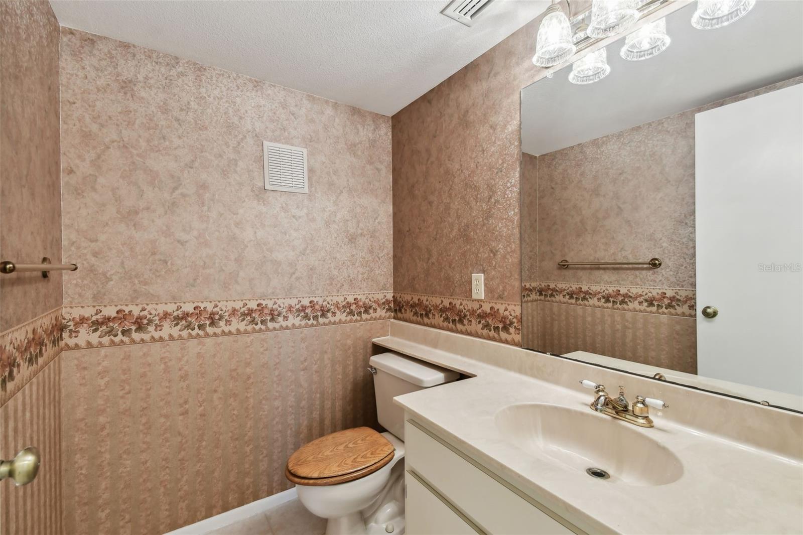 2220 SPANISH DR #4, CLEARWATER, FL, 33763