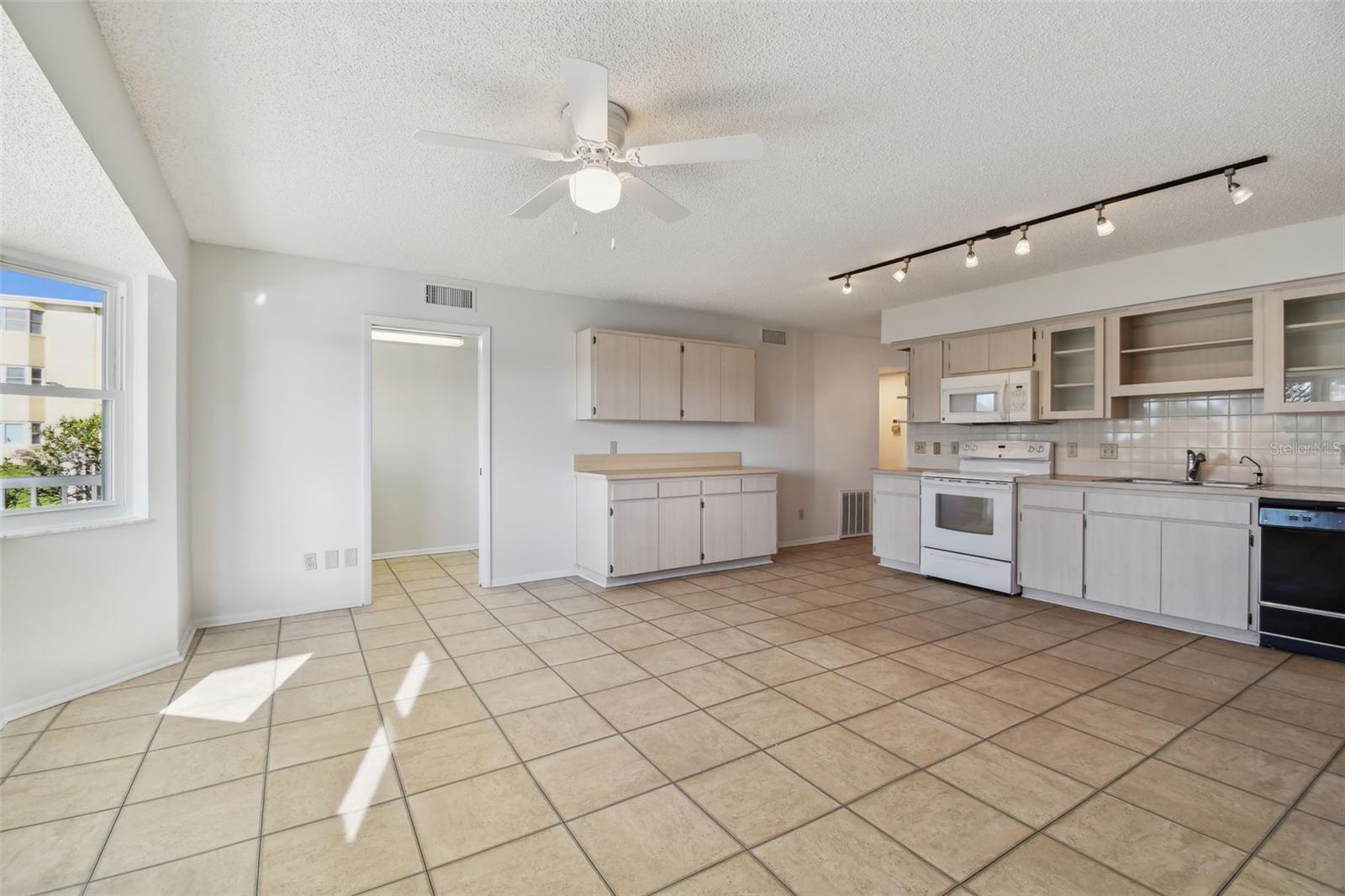 2220 SPANISH DR #4, CLEARWATER, FL, 33763