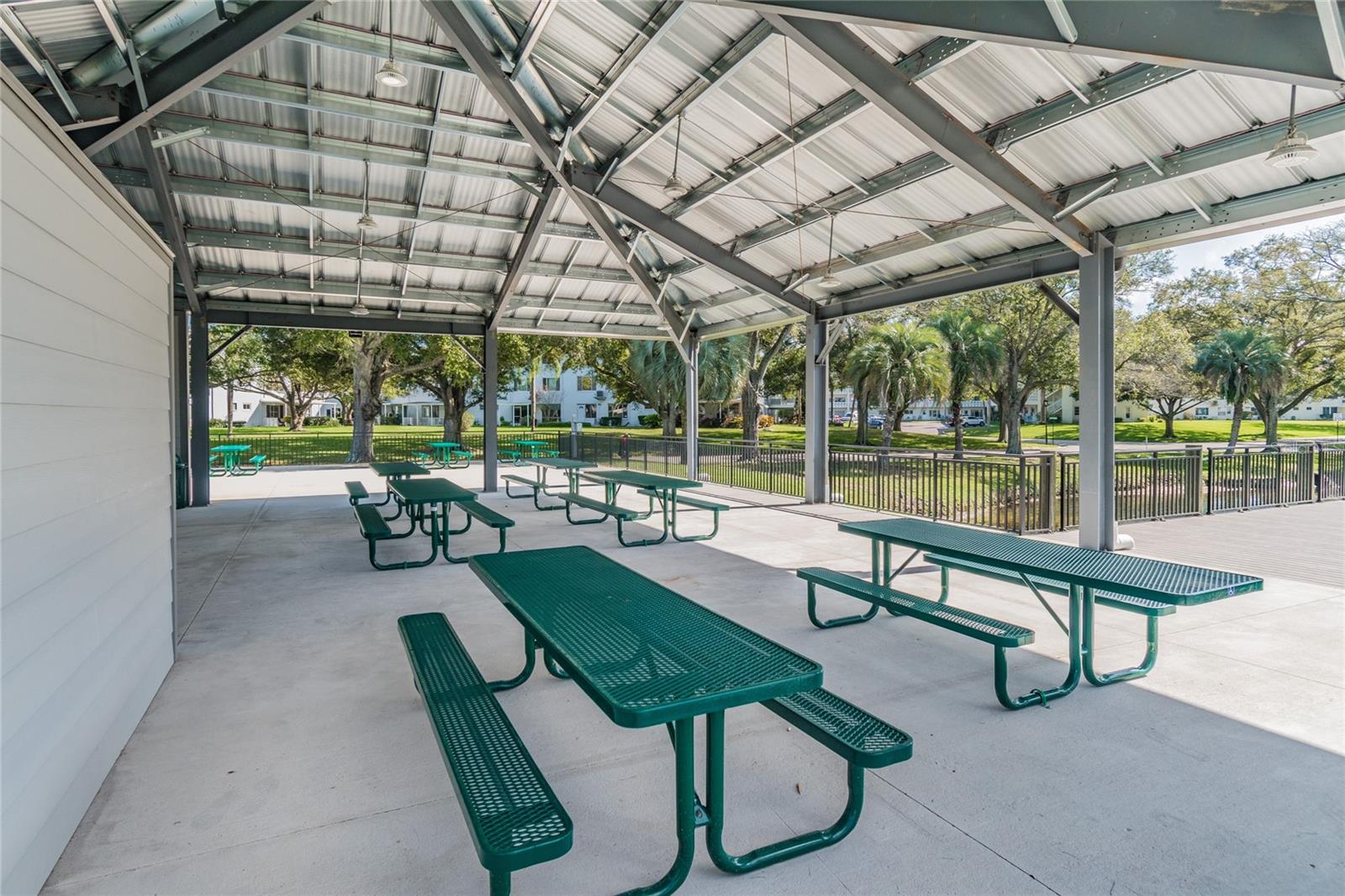 2220 SPANISH DR #4, CLEARWATER, FL, 33763