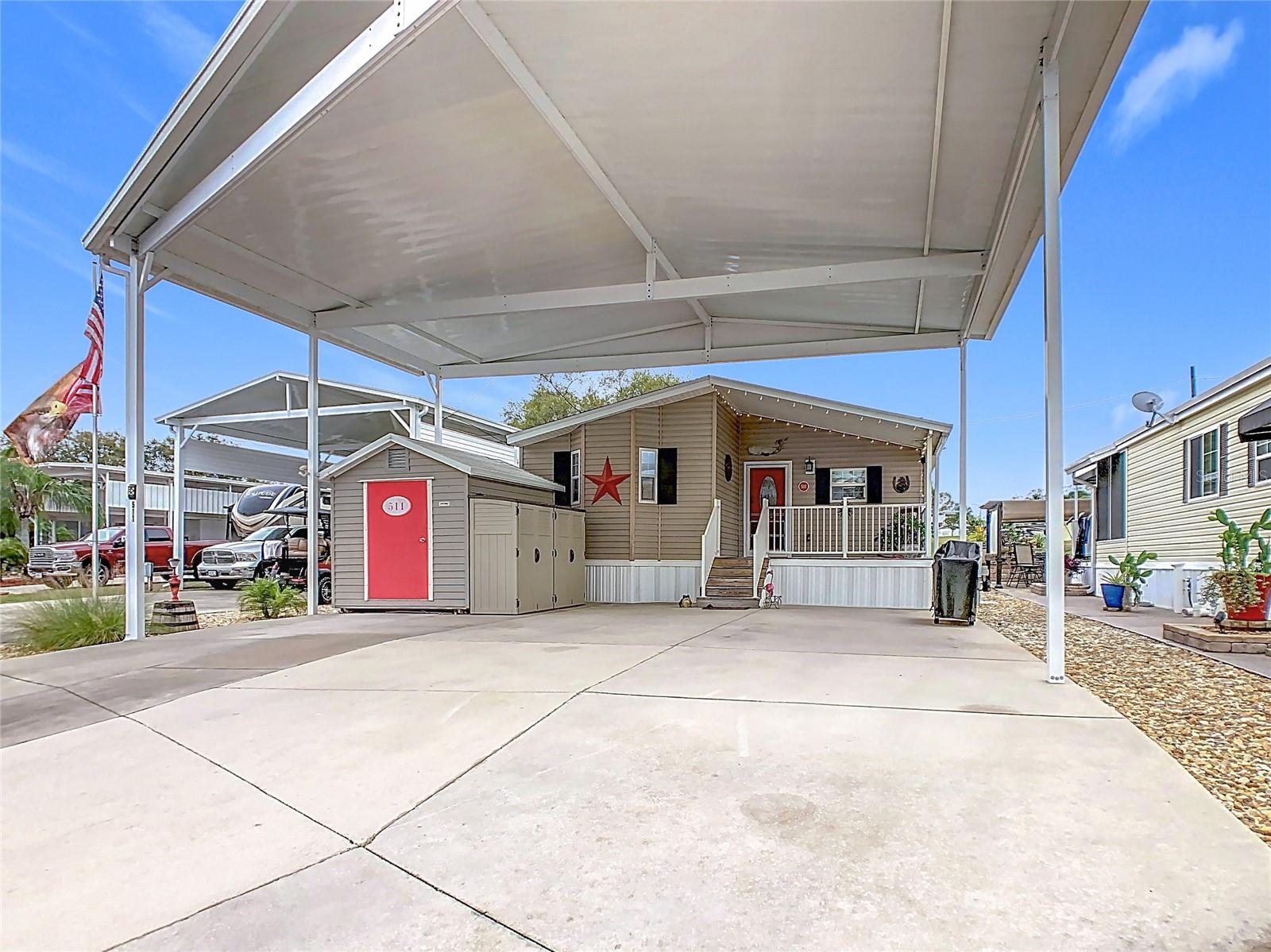 511 PAR PINES BLVD, DAVENPORT, FL, 33837