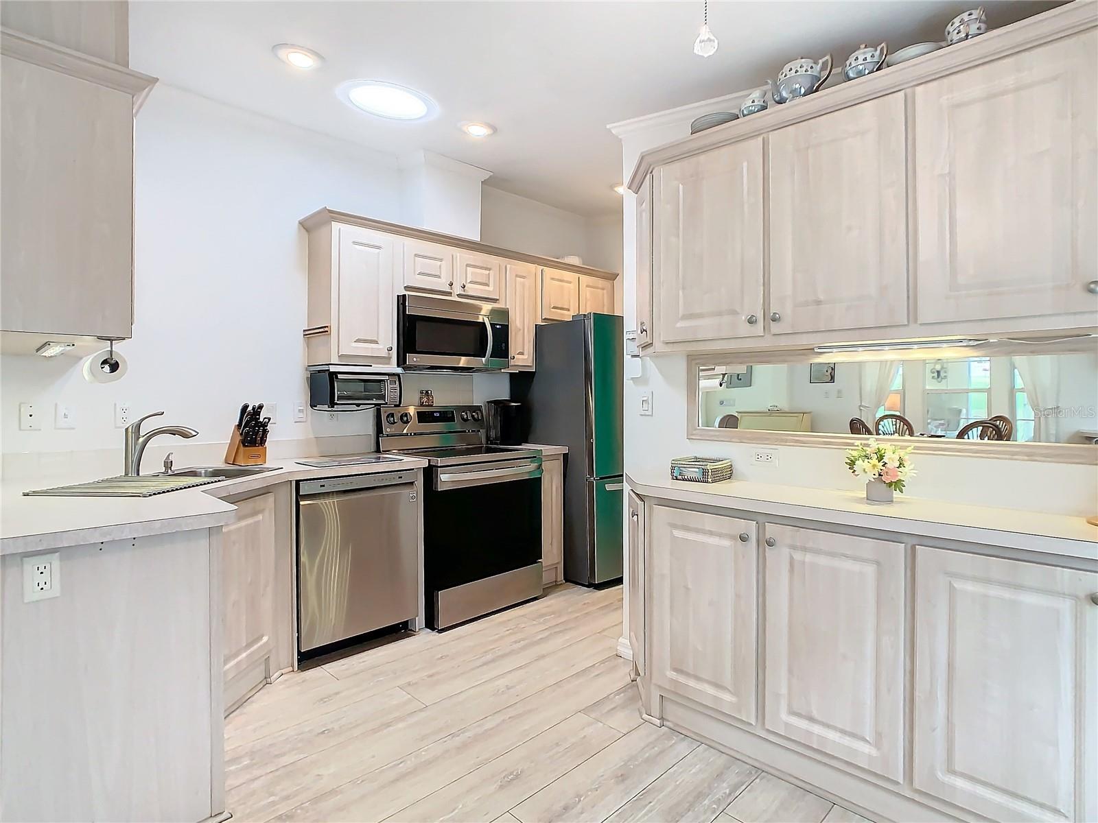 511 PAR PINES BLVD, DAVENPORT, FL, 33837
