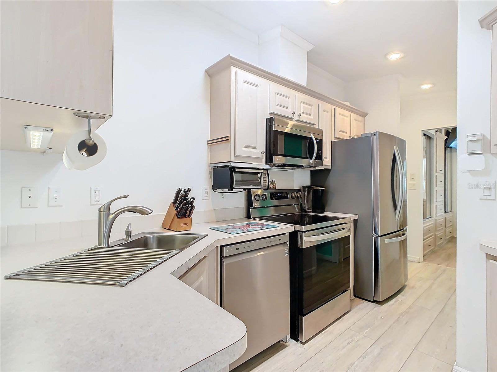 511 PAR PINES BLVD, DAVENPORT, FL, 33837