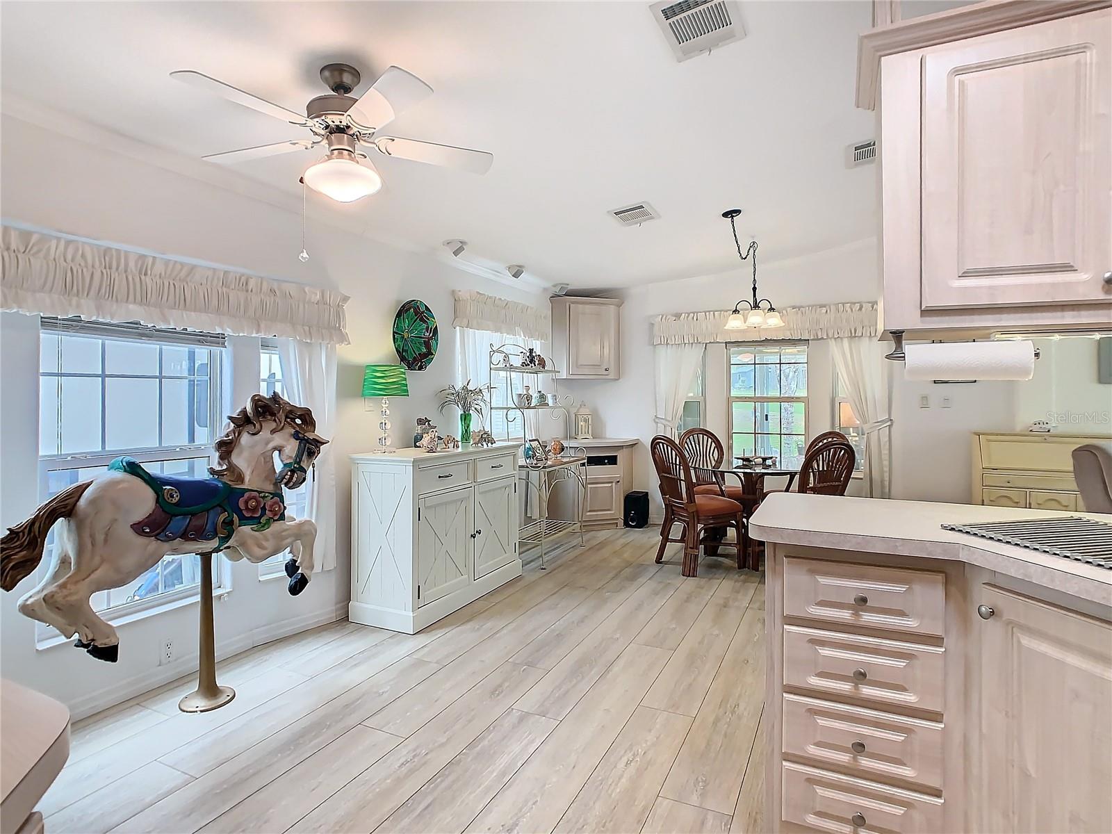 511 PAR PINES BLVD, DAVENPORT, FL, 33837
