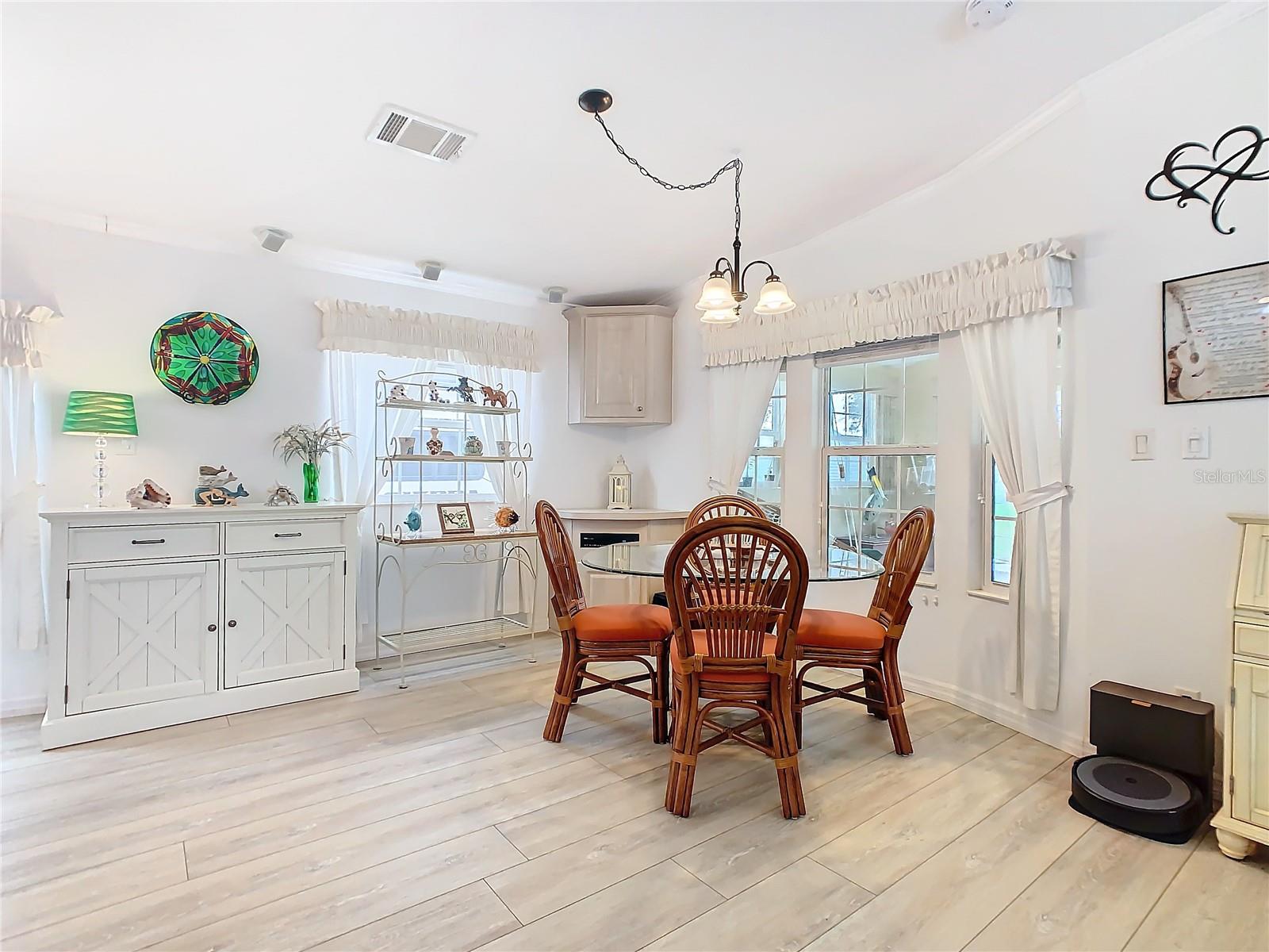 511 PAR PINES BLVD, DAVENPORT, FL, 33837