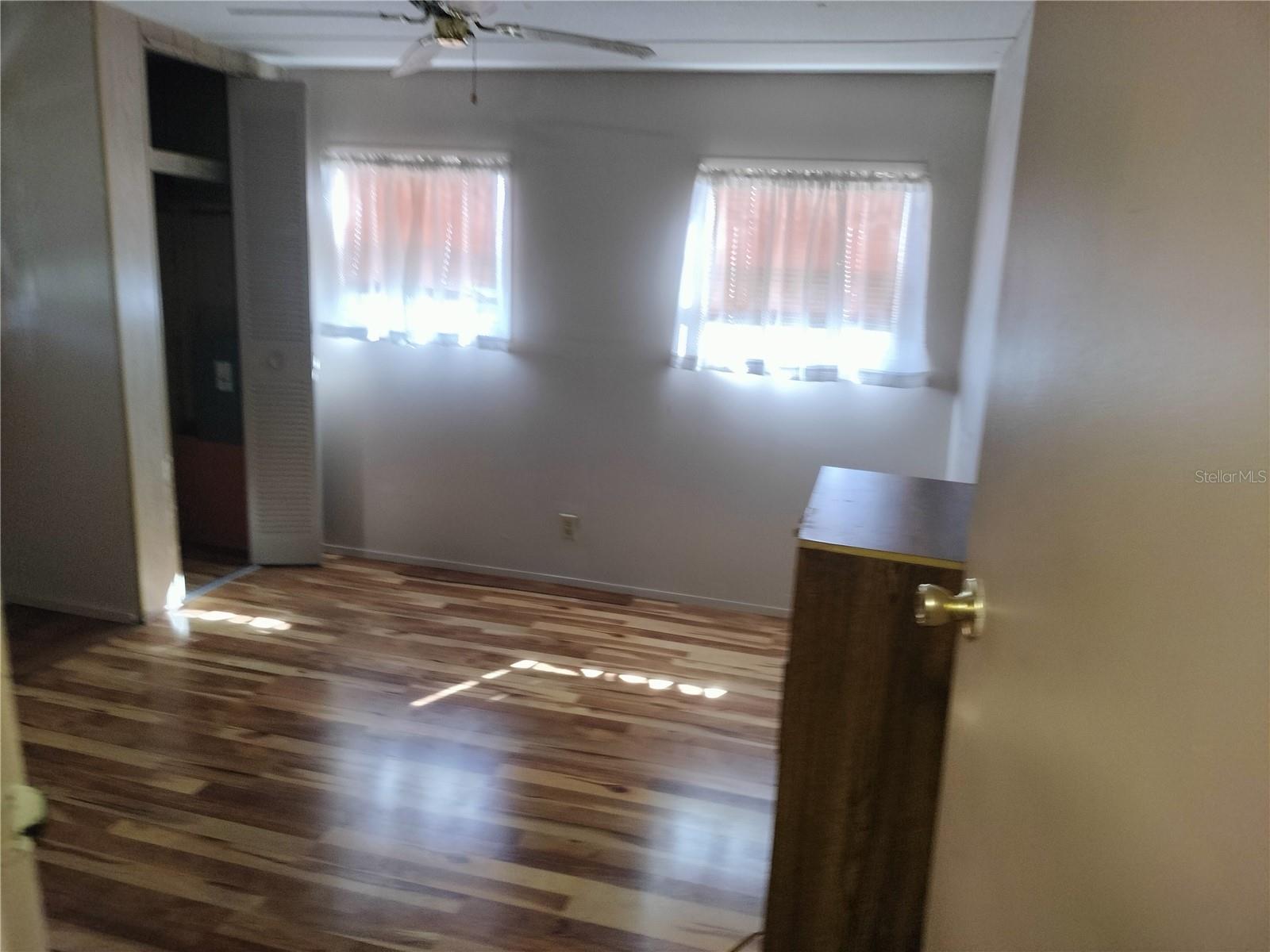 OM696010 Property Photo