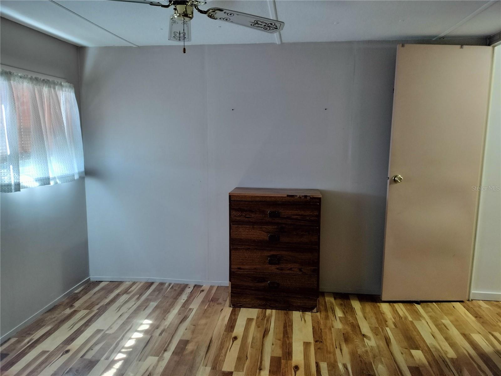 OM696010 Property Photo