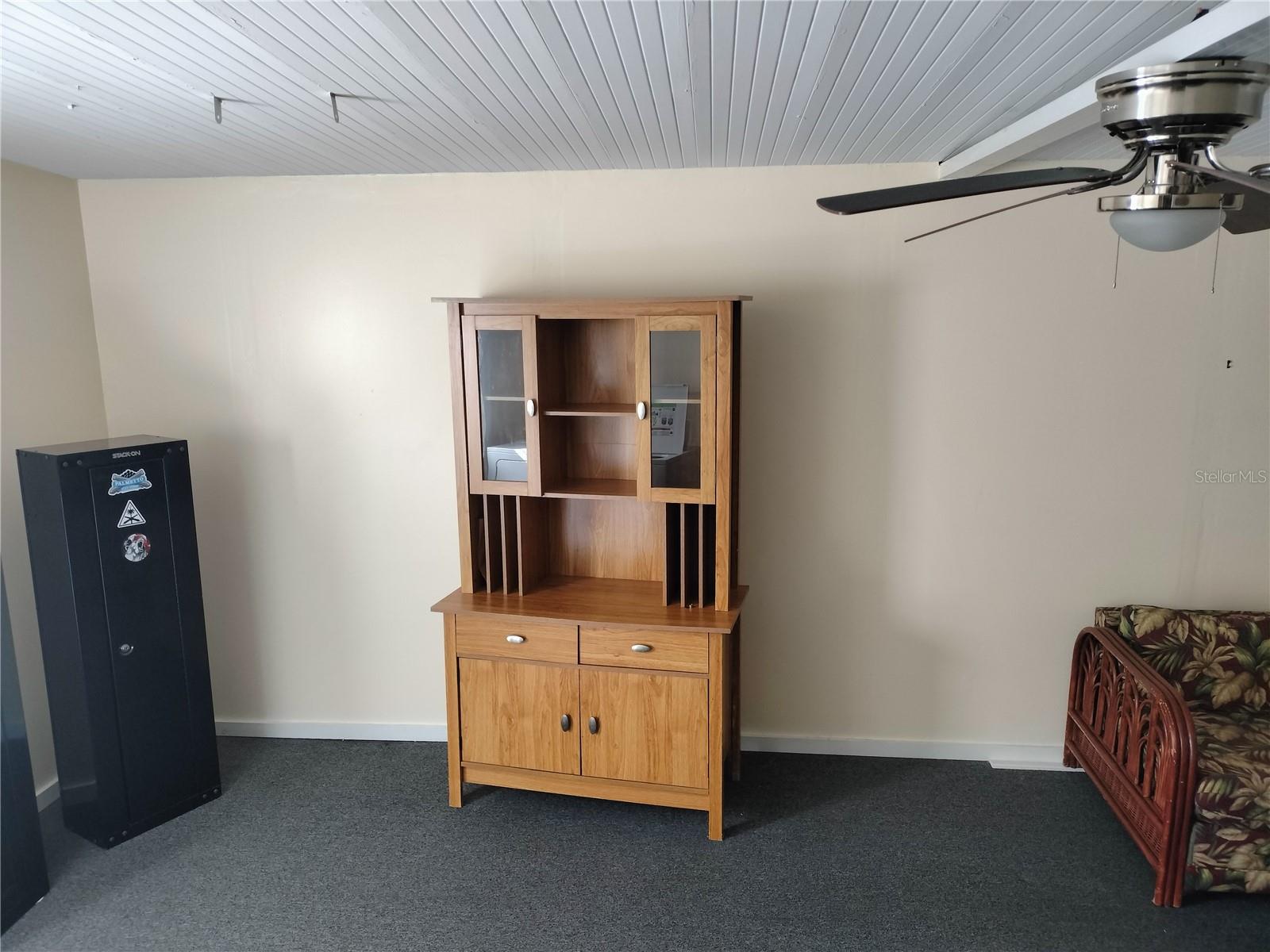 OM696010 Property Photo