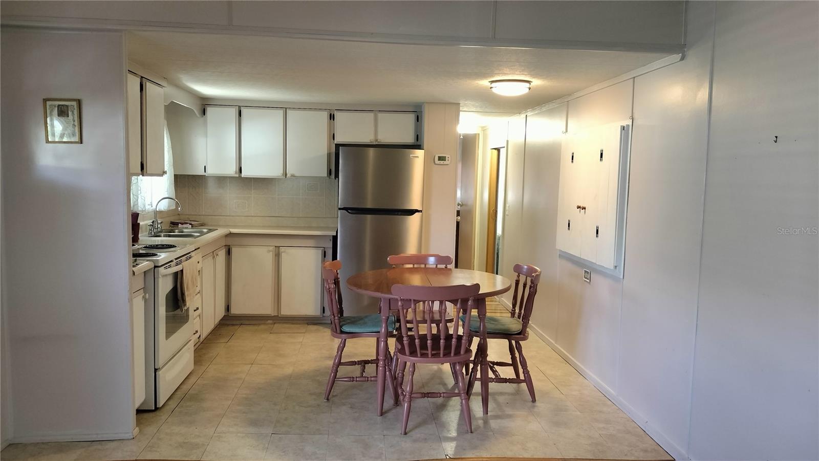 OM696010 Property Photo