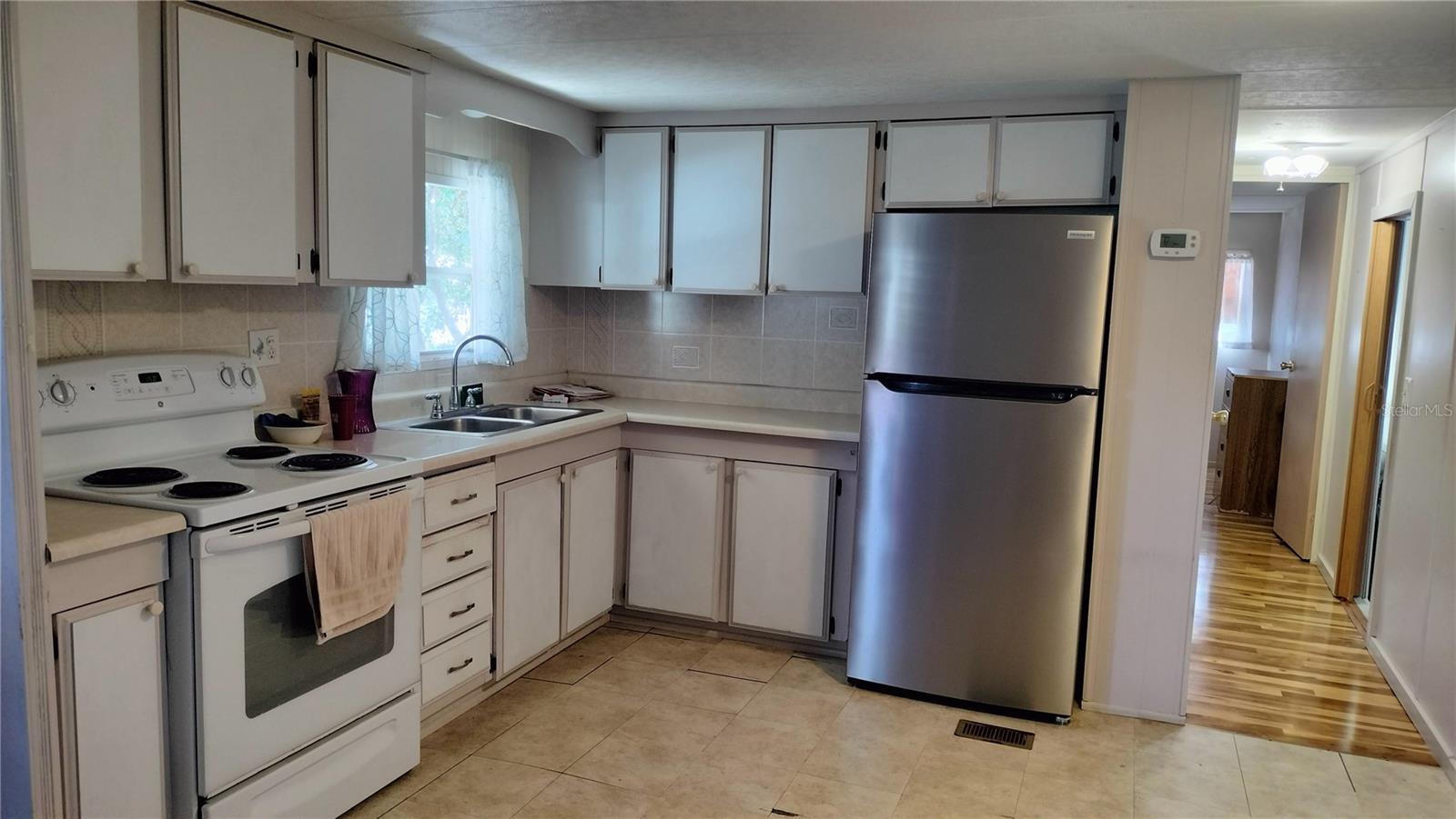 OM696010 Property Photo