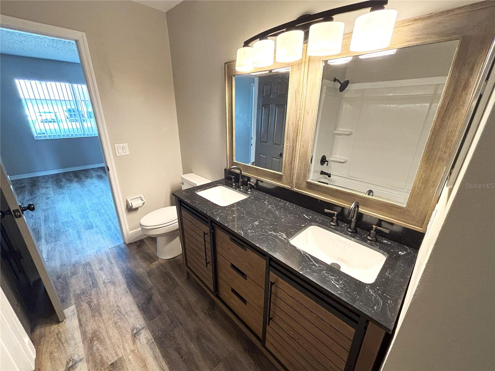 142 LONG LEAF PINE CIR, SANFORD, FL, 32773
