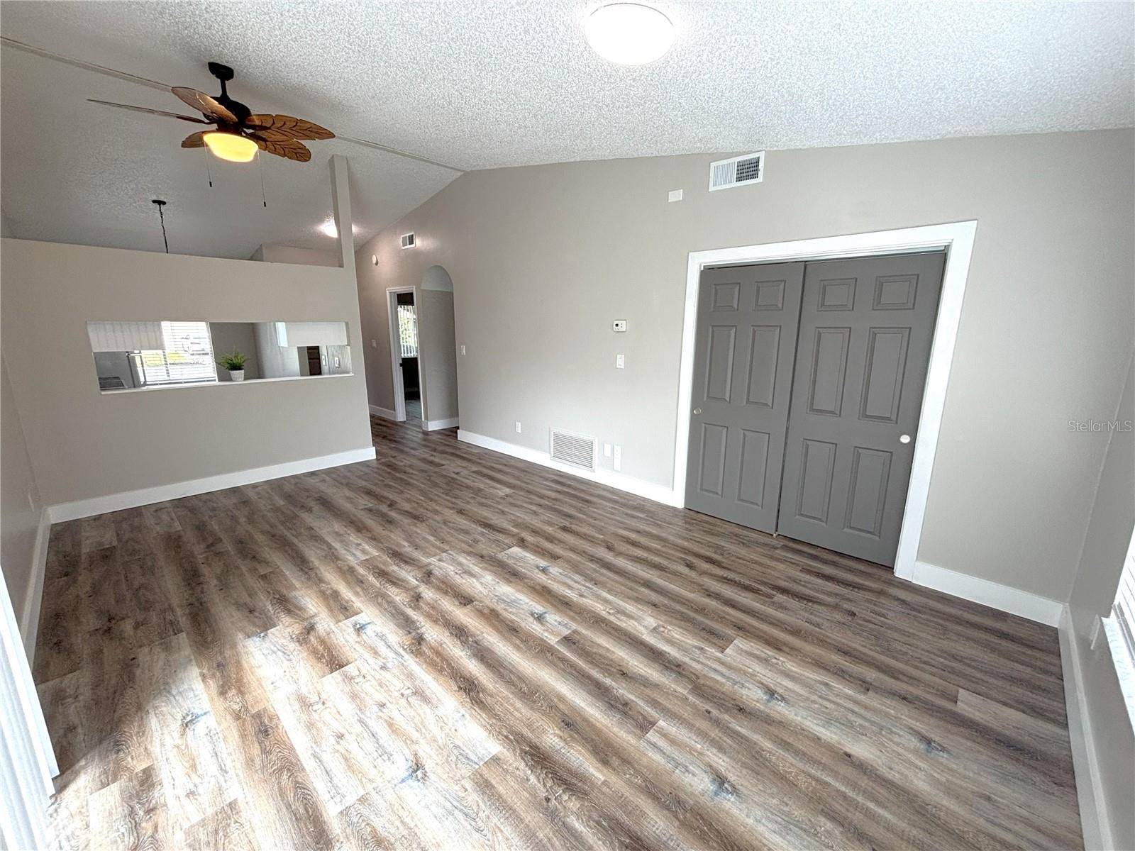 142 LONG LEAF PINE CIR, SANFORD, FL, 32773