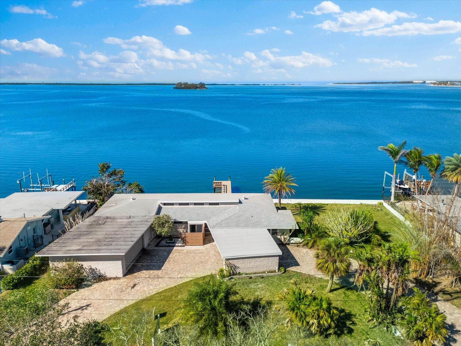 2210 HARBOR VIEW DR, DUNEDIN, FL, 34698