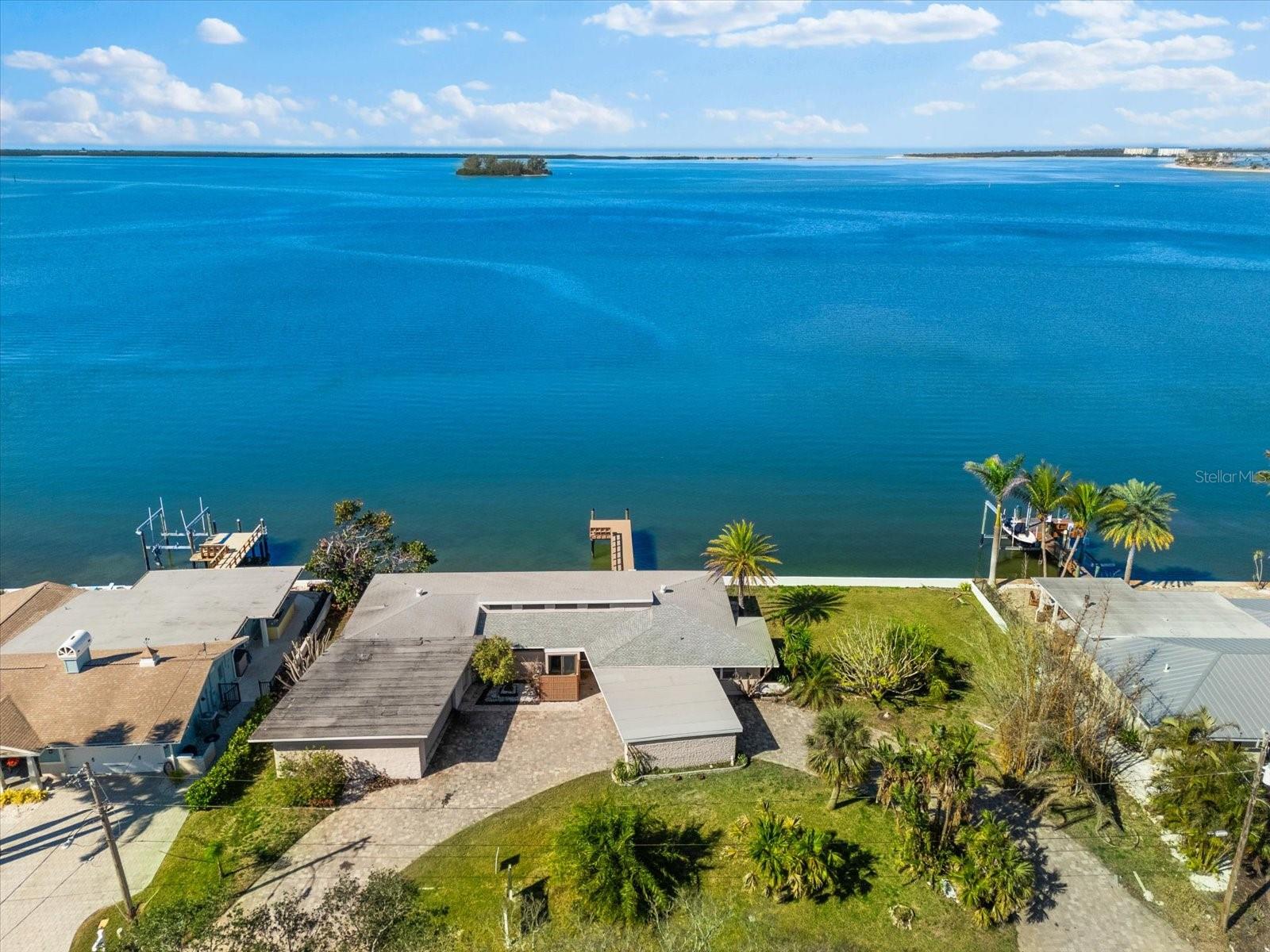 2210 HARBOR VIEW DR, DUNEDIN, FL, 34698