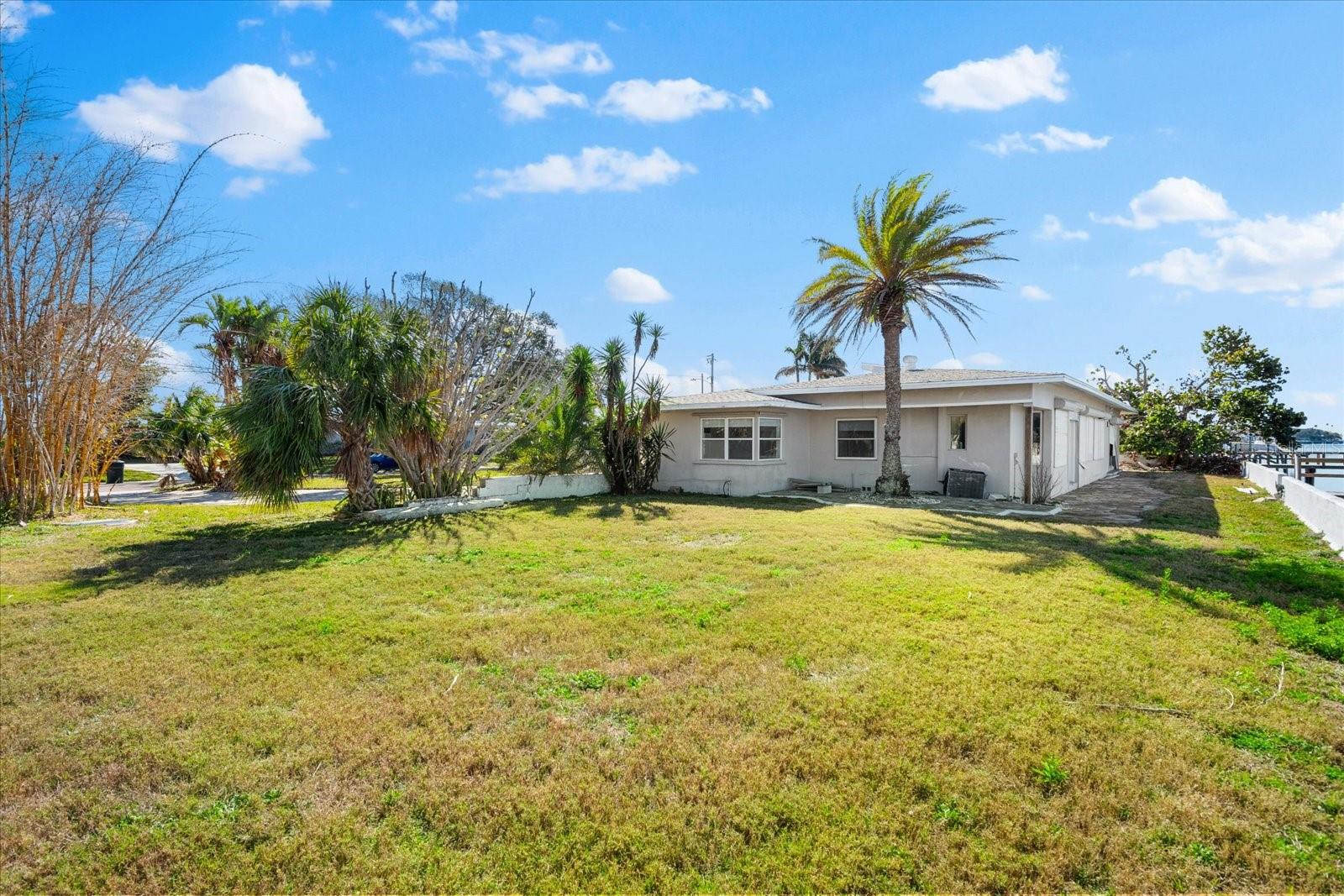2210 HARBOR VIEW DR, DUNEDIN, FL, 34698
