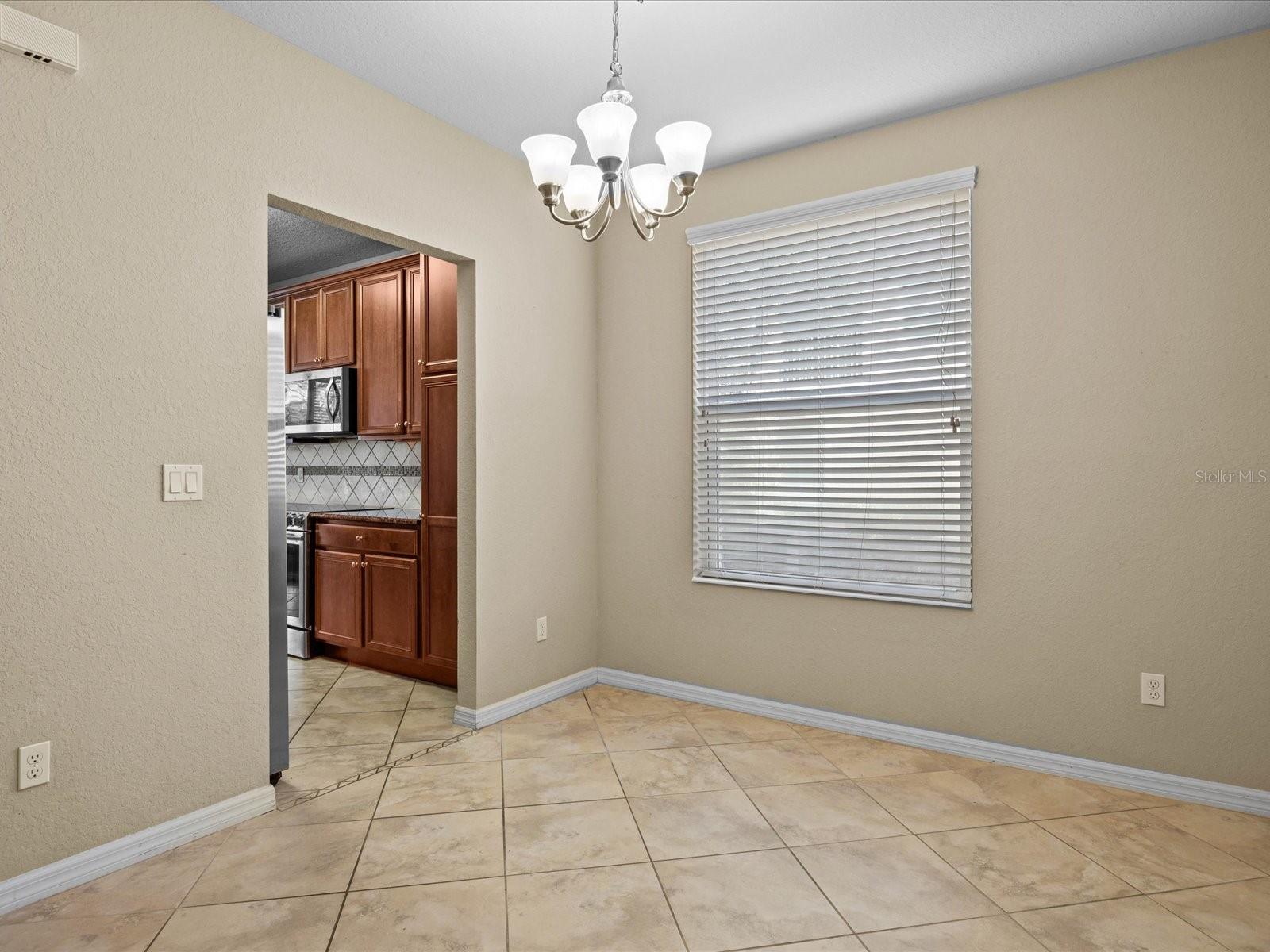 8323 BELLA VIDA CIR, DAVENPORT, FL, 33896