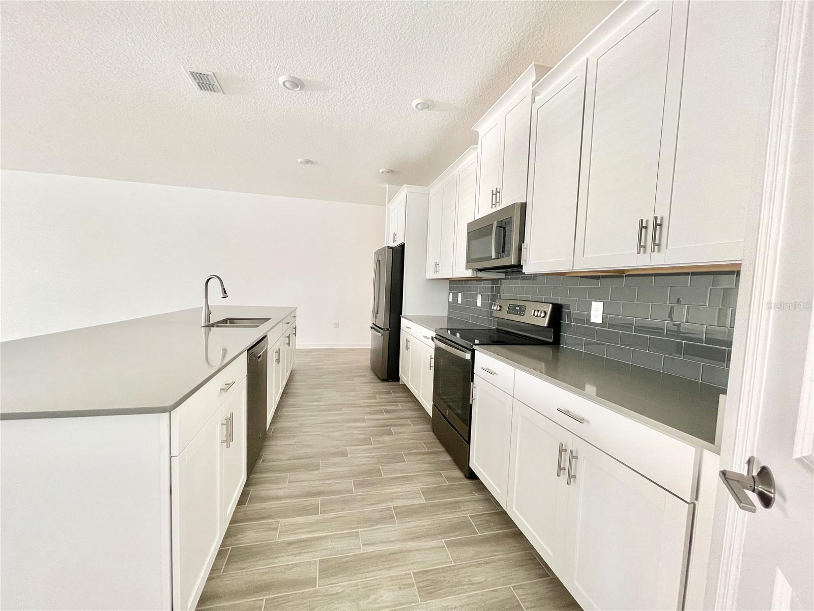 9904 INTRODUCTION WAY, ORLANDO, FL, 32832