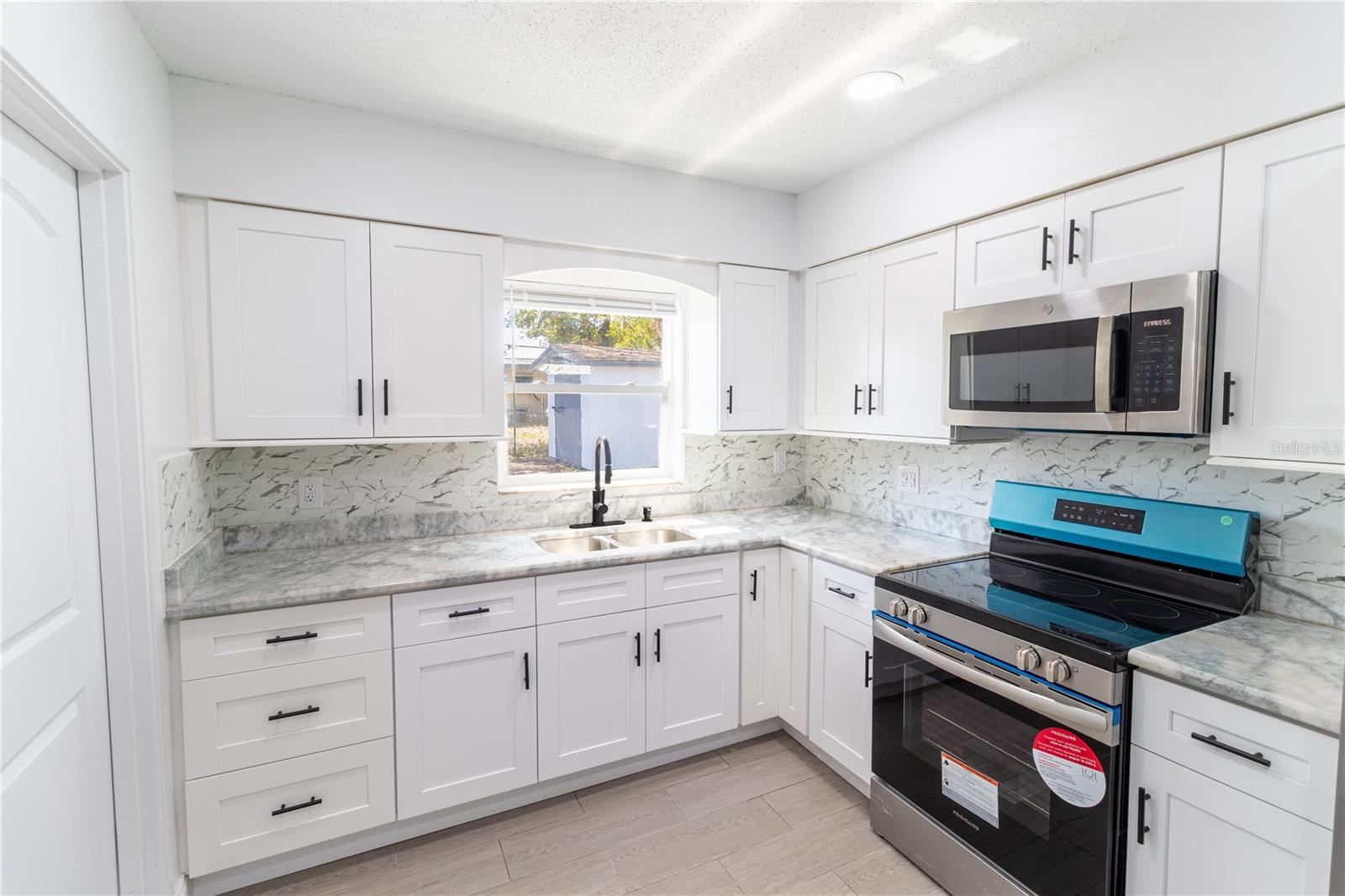 3017 E JEAN ST, TAMPA, FL, 33610