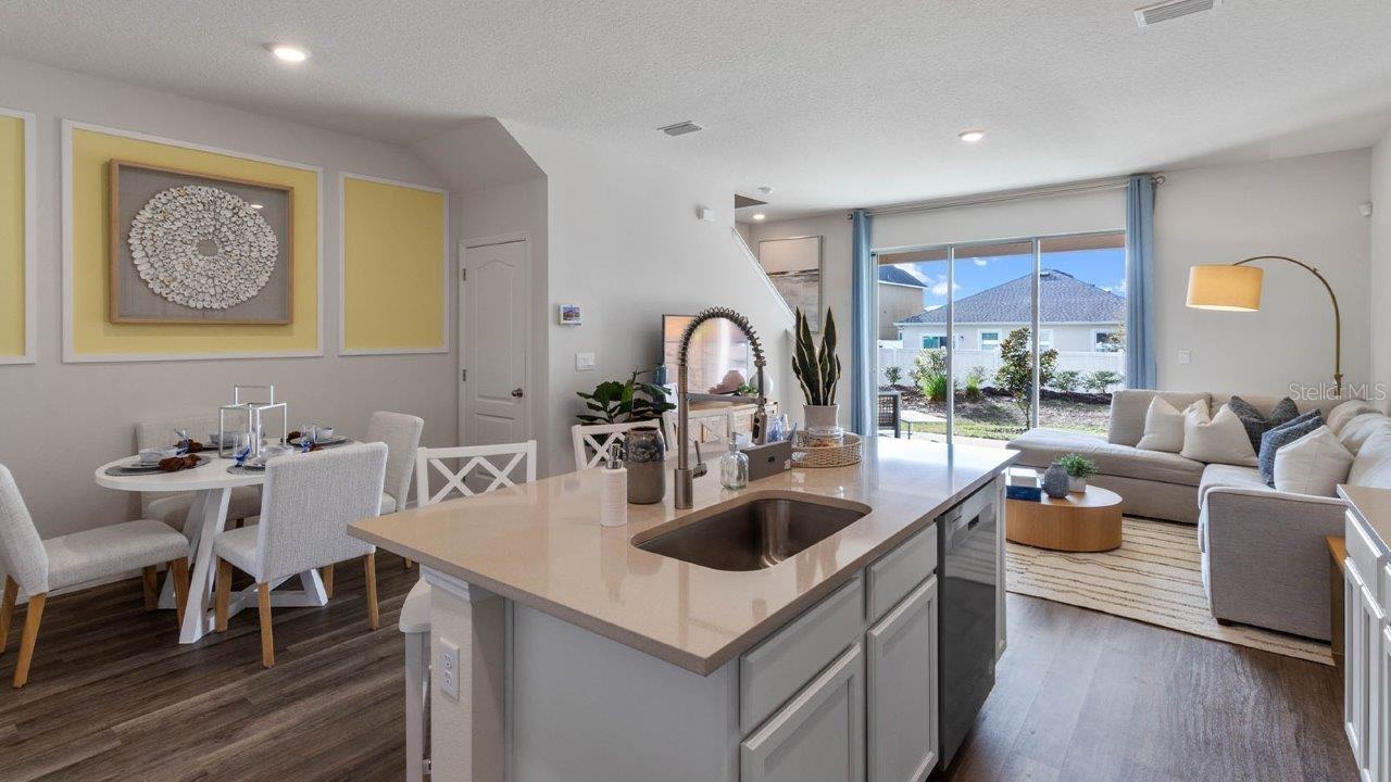 2136 MONTEVERDE AVE, DAVENPORT, FL, 33896