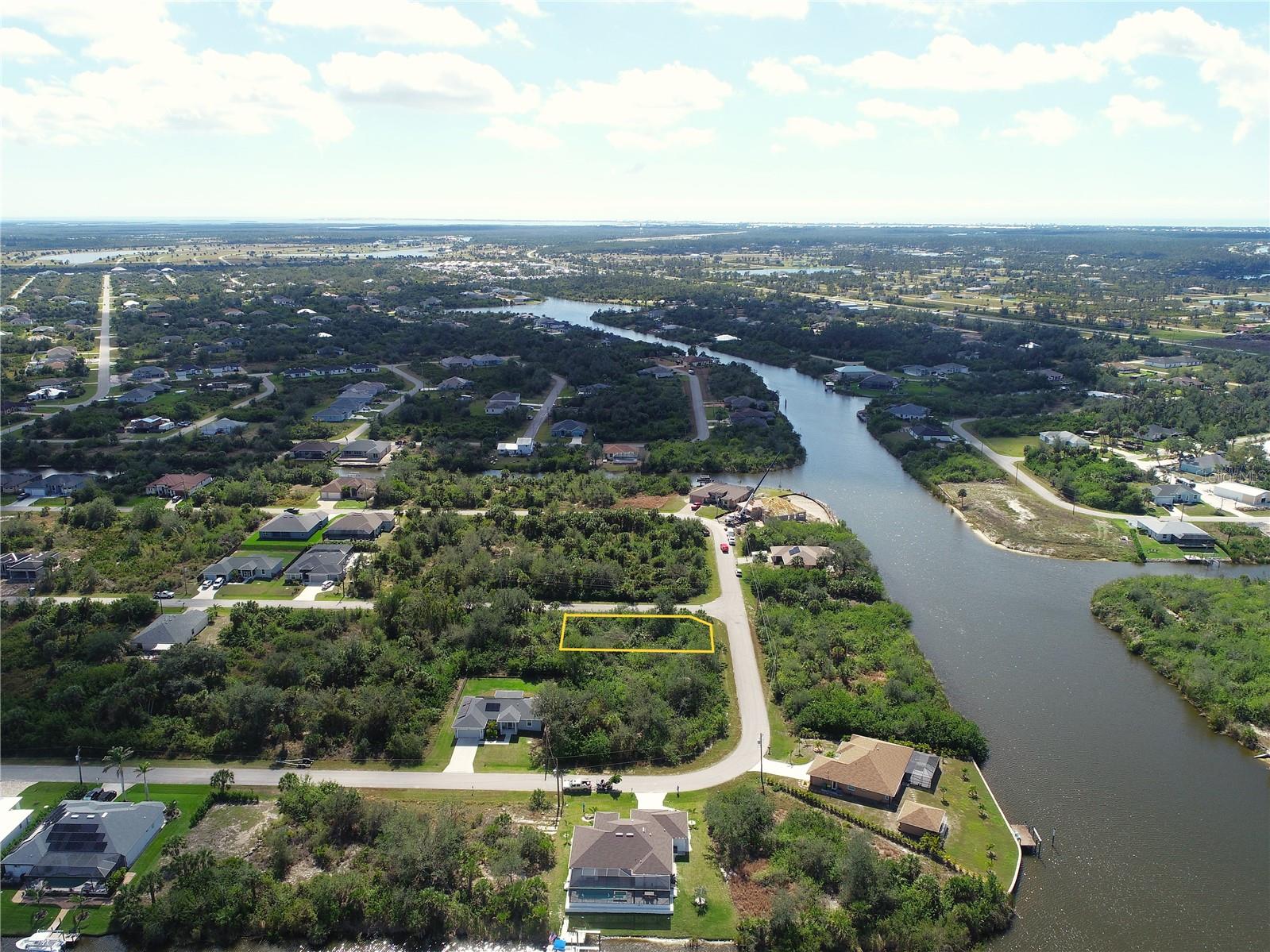 13316 BOUVARDIA LN, PORT CHARLOTTE, FL, 33981