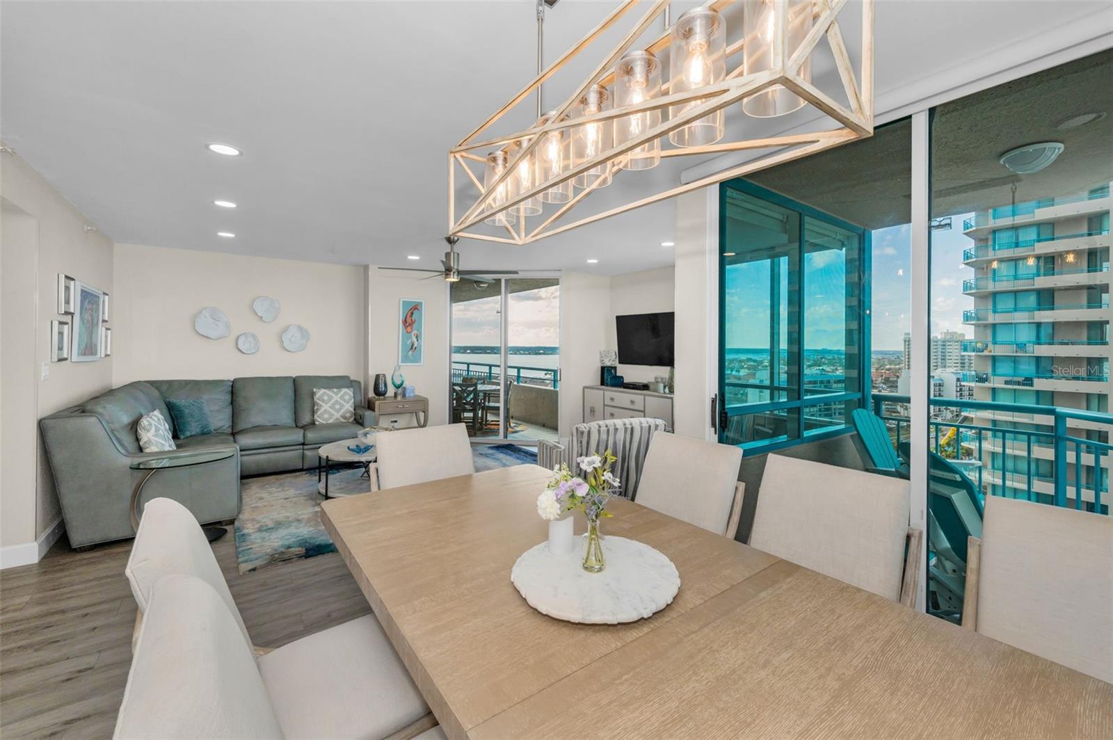 1520 GULF BLVD #1407, CLEARWATER BEACH, FL, 33767