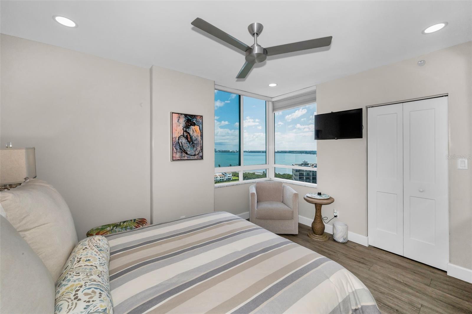 1520 GULF BLVD #1407, CLEARWATER BEACH, FL, 33767