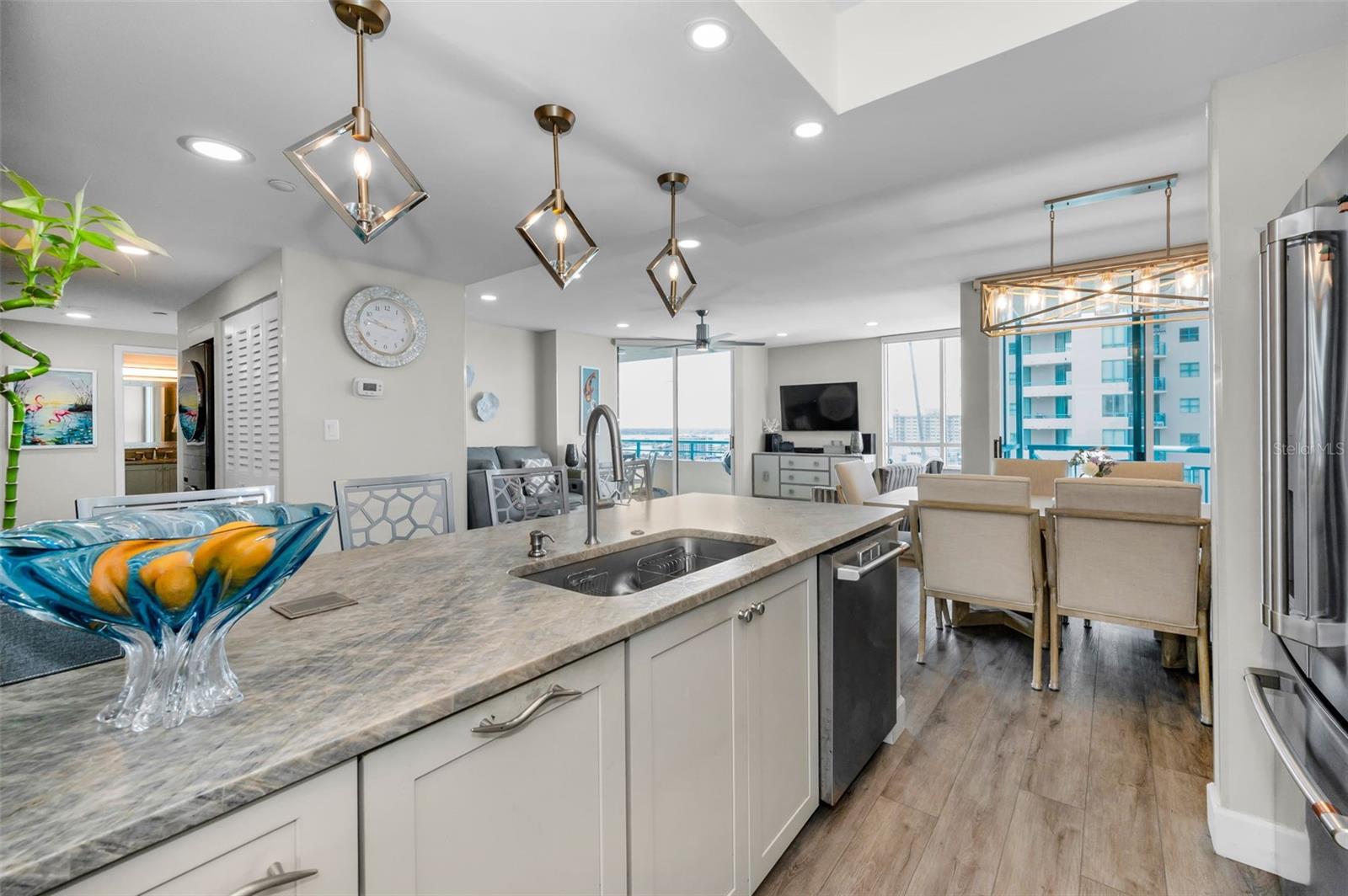 1520 GULF BLVD #1407, CLEARWATER BEACH, FL, 33767