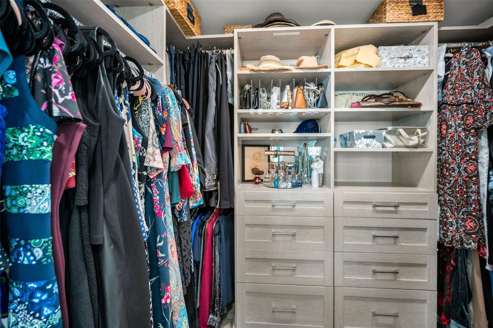 1520 GULF BLVD #1407, CLEARWATER BEACH, FL, 33767