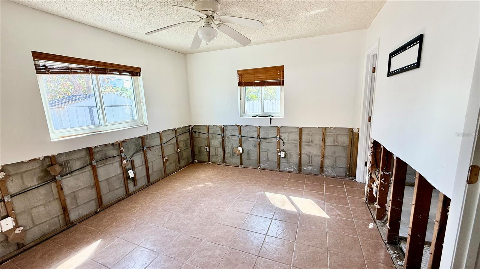 1858 MARYLAND AVE NE, ST PETERSBURG, FL, 33703