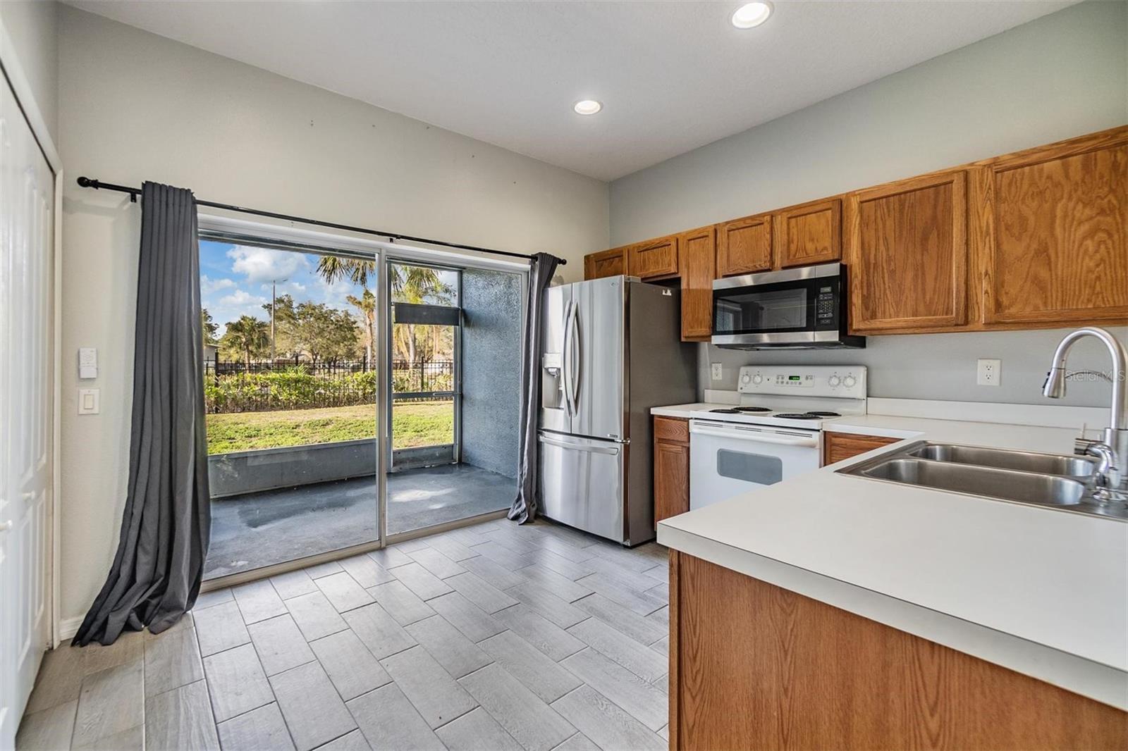 13153 KINGS CROSSING DR, GIBSONTON, FL, 33534